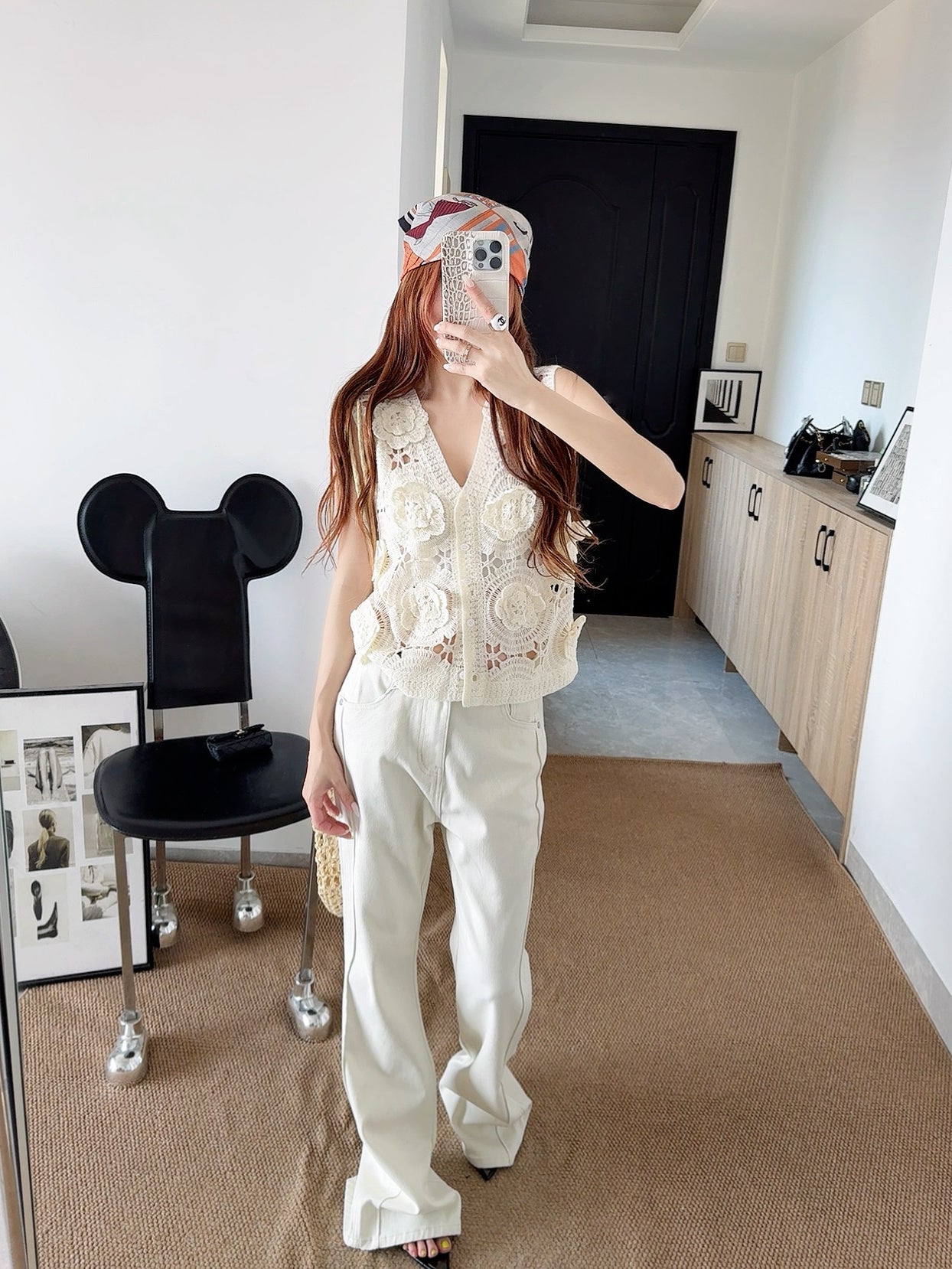 26SS NEW Three-dimensional hand-crocheted short knitted vest