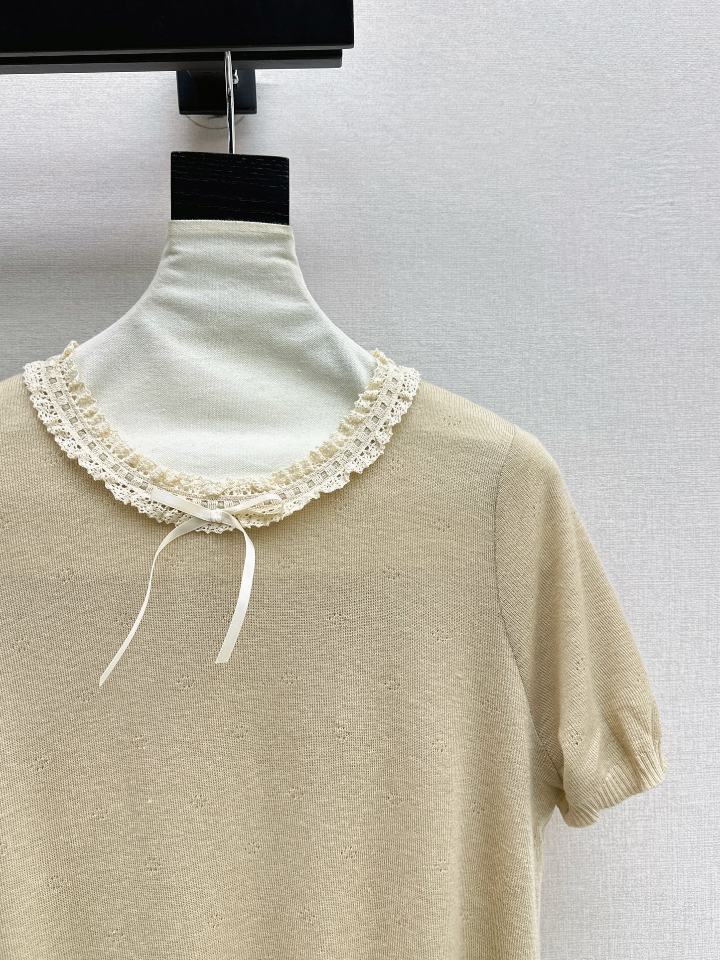 26SS NEW Age-reducing French sweater