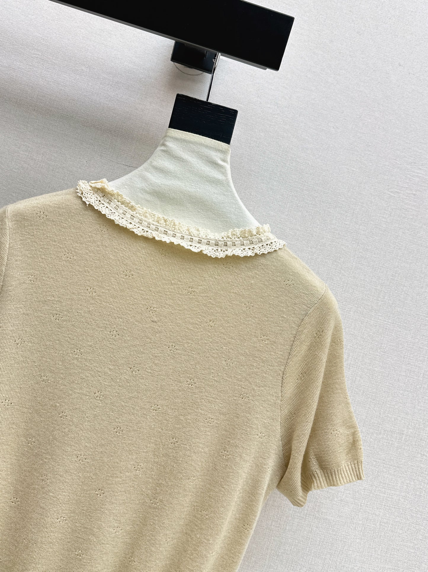 26SS NEW Age-reducing French sweater
