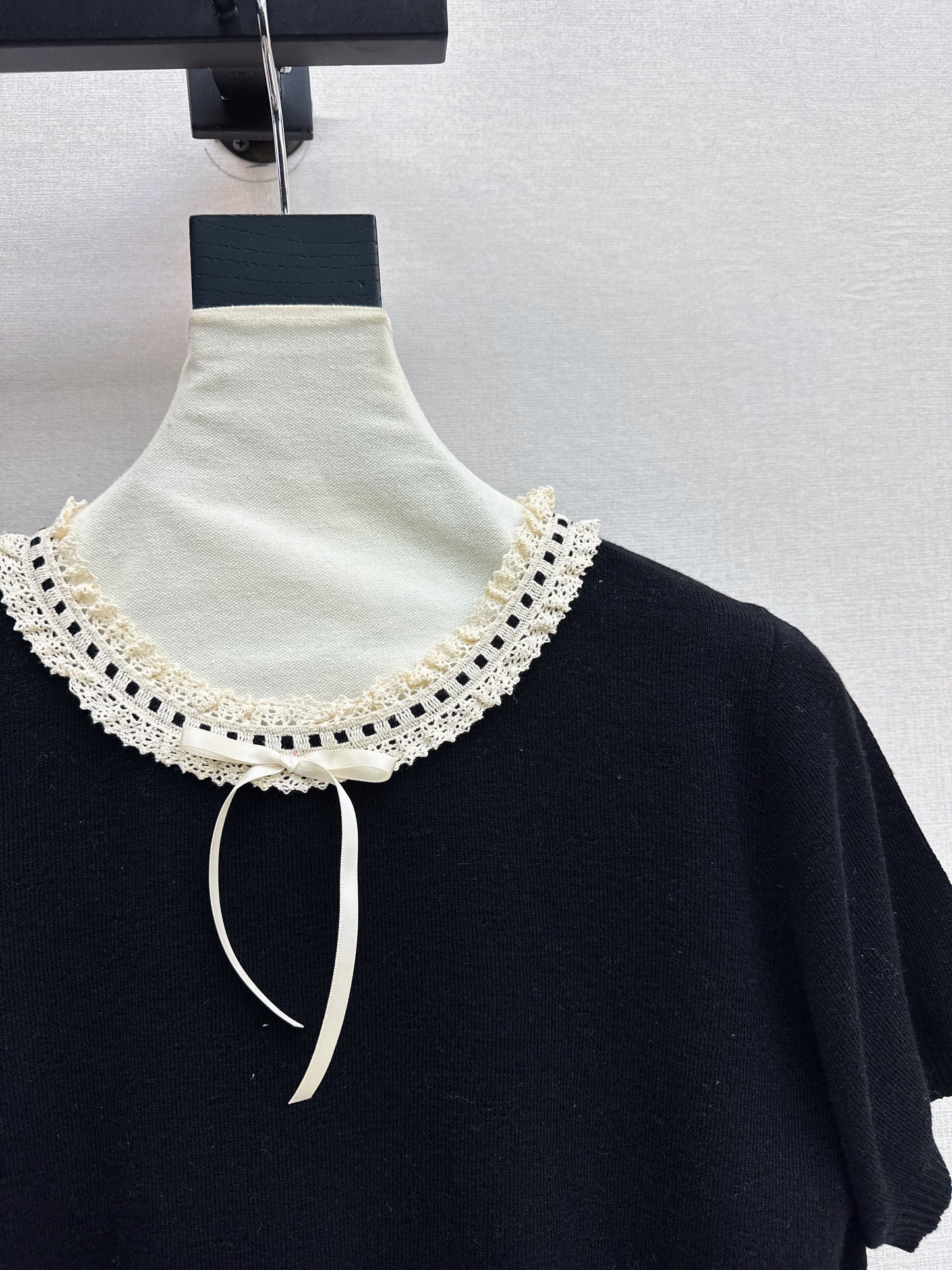 26SS NEW Age-reducing French sweater