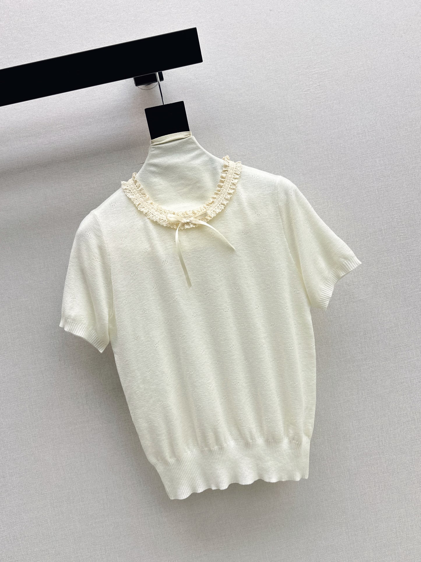 26SS NEW Age-reducing French sweater