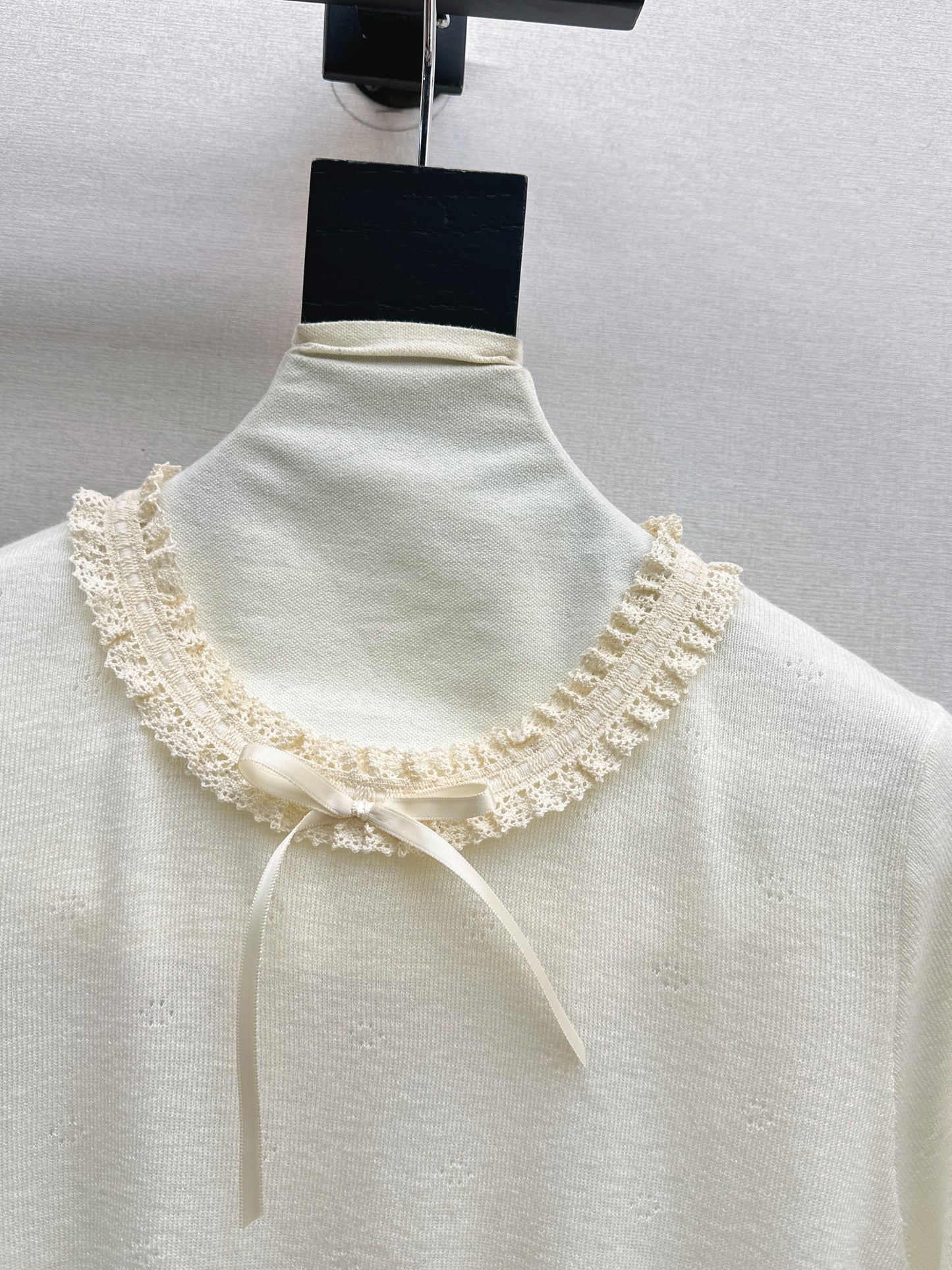 26SS NEW Age-reducing French sweater
