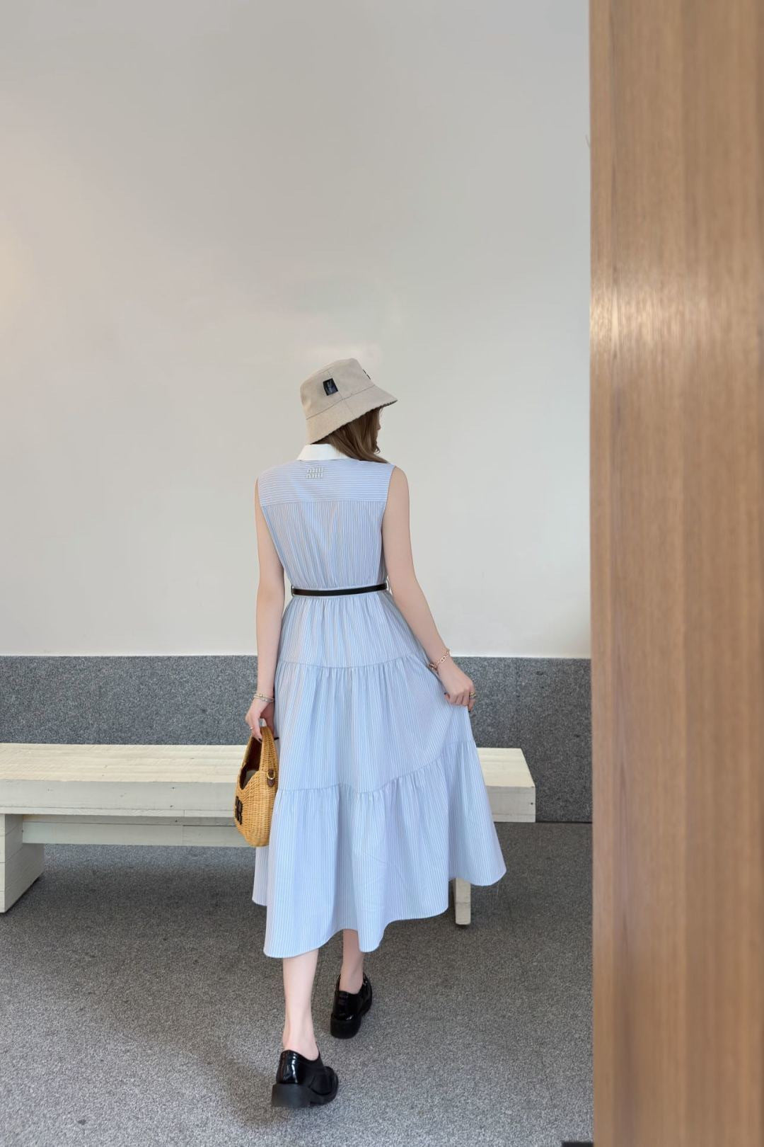 26SS NEW Contrast color lapel long dress