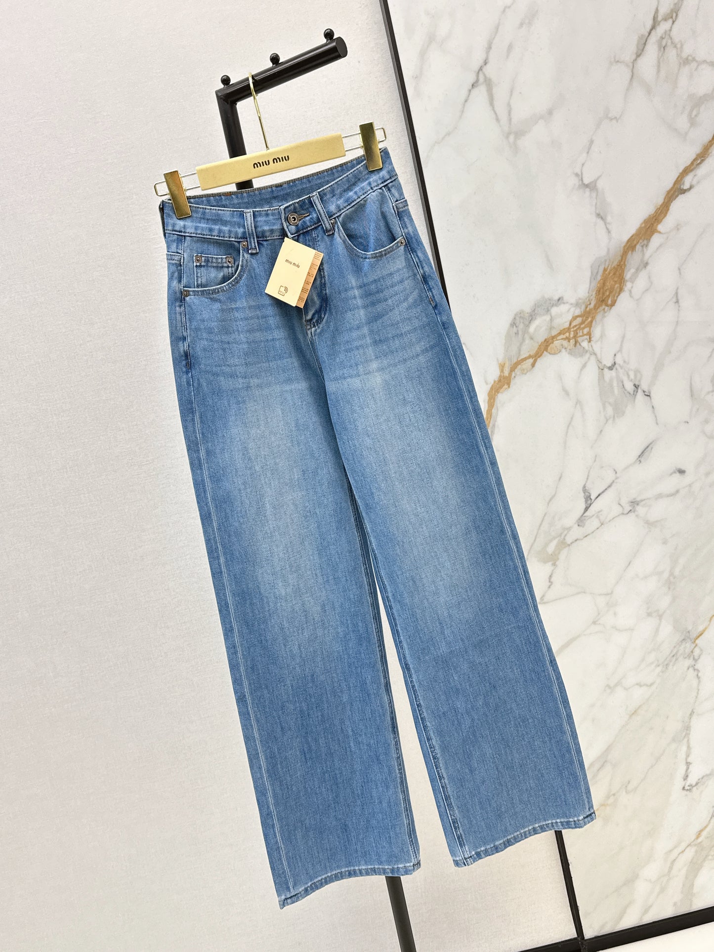 26SS NEW Fashionable straight jeans