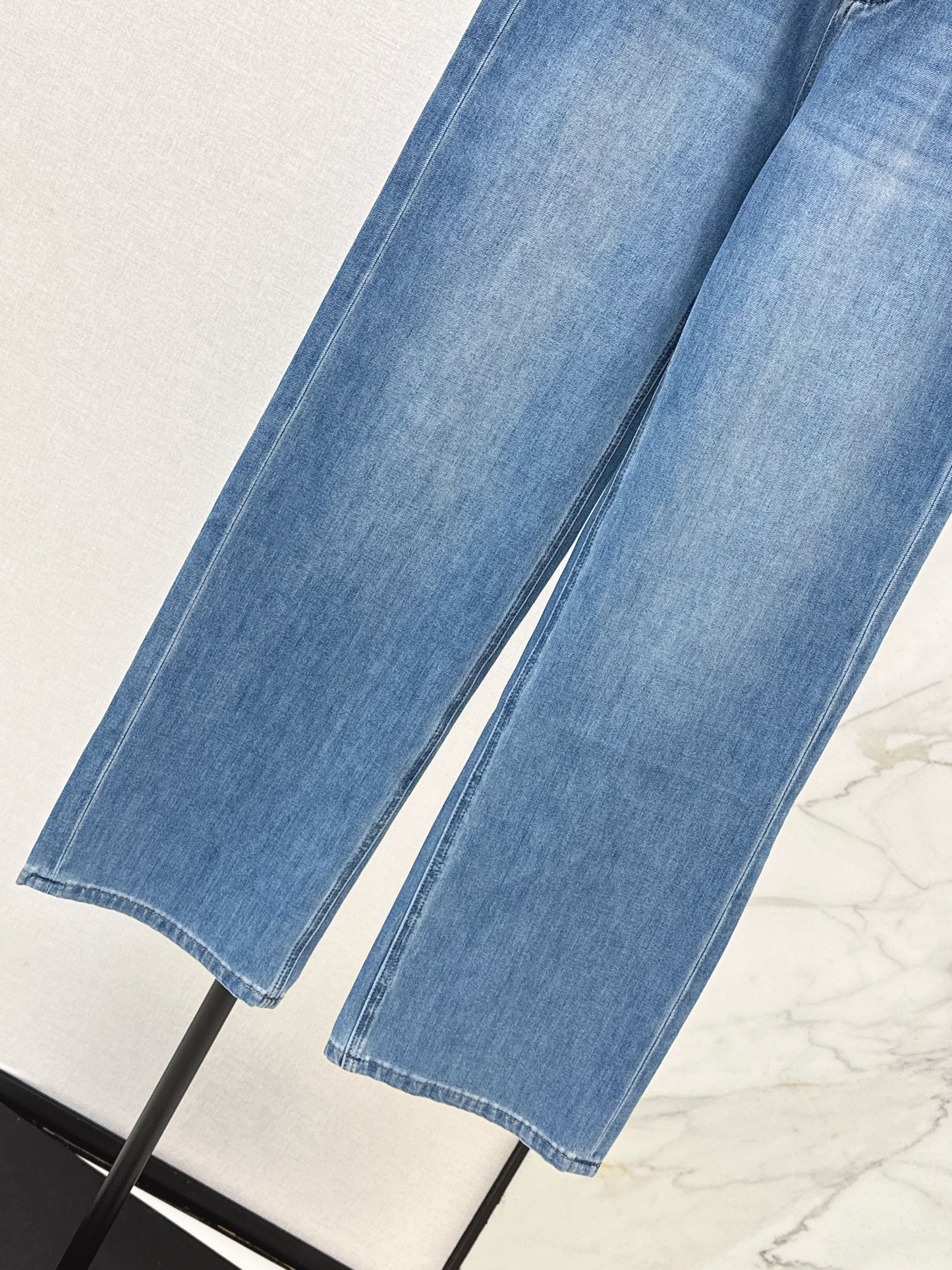 26SS NEW Fashionable straight jeans