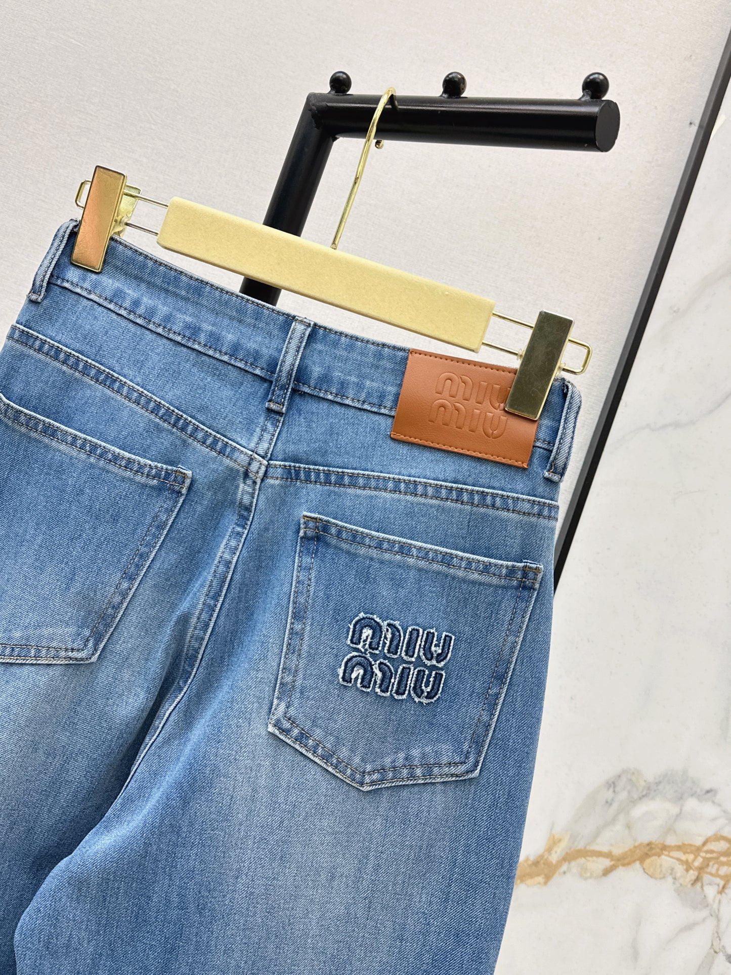 26SS NEW Fashionable straight jeans