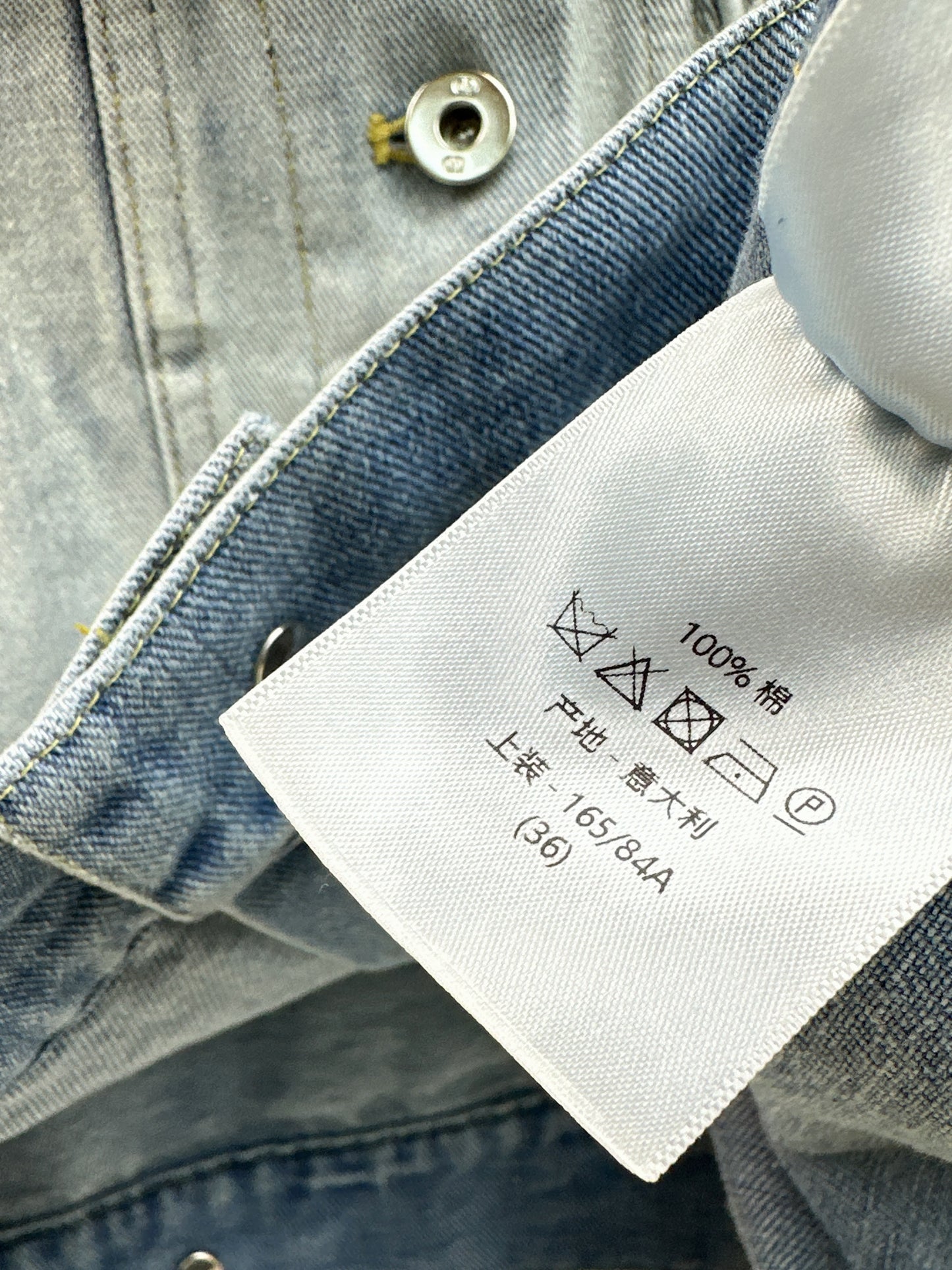 26SS NEUE Distressed-washed-Jeans in Tintenweiß