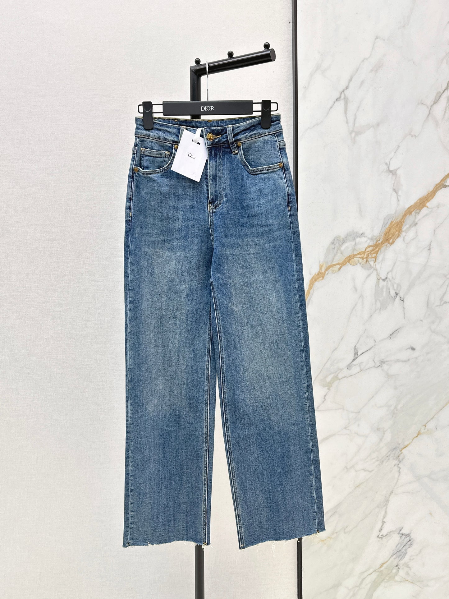 26SS NEUE Straight Jeans
