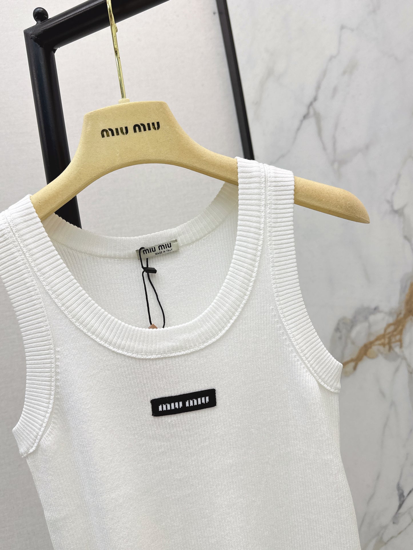 26SS NEW Logo-embellished sleeveless tank top
