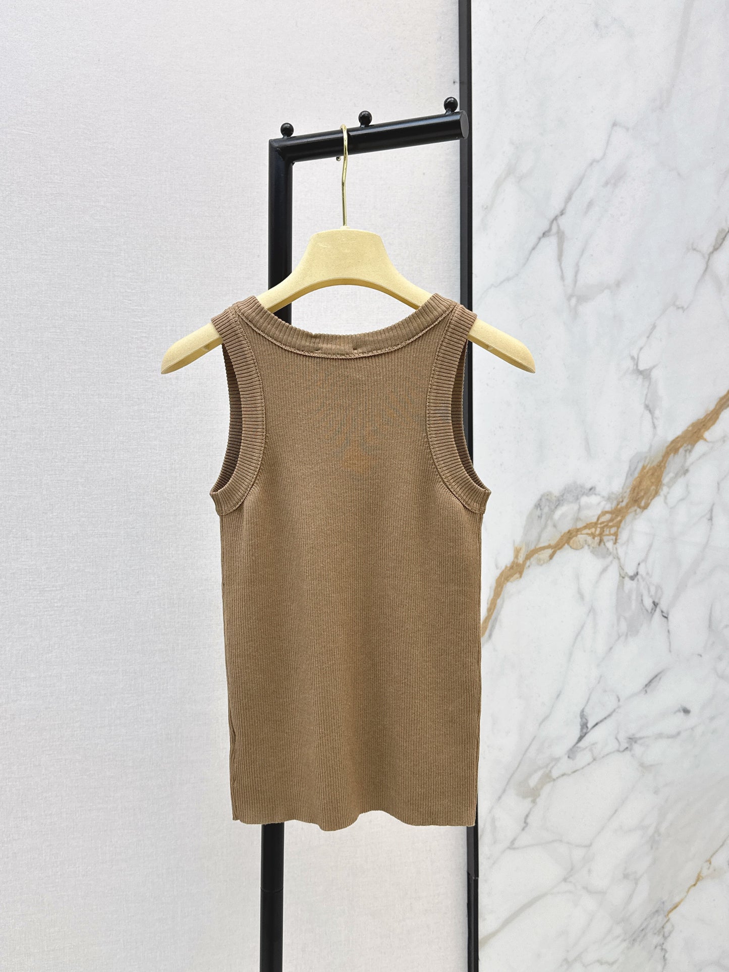 26SS NEW Logo-embellished sleeveless tank top