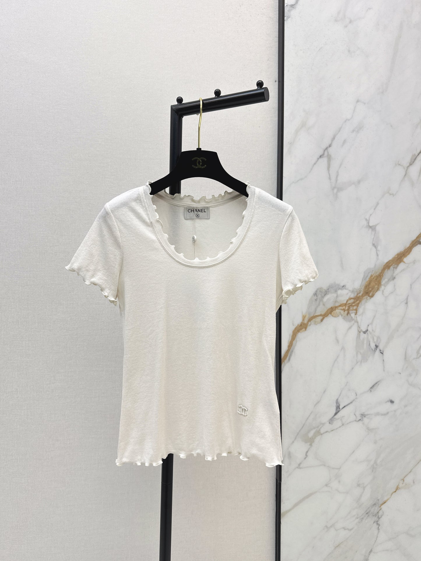 26SS NEW Classic logo beaded wavy edge U-neck T-shirt