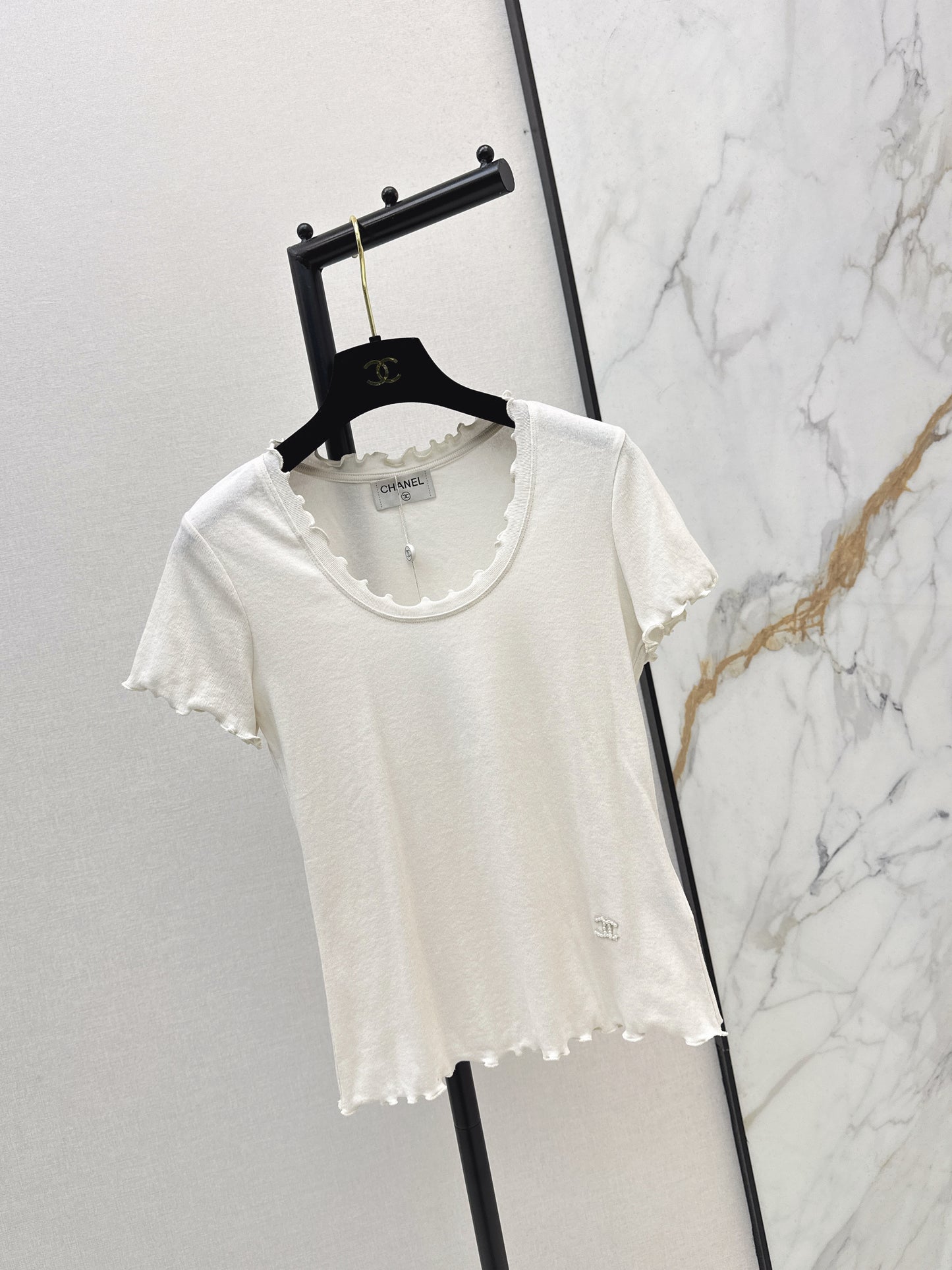 26SS NEW Classic logo beaded wavy edge U-neck T-shirt