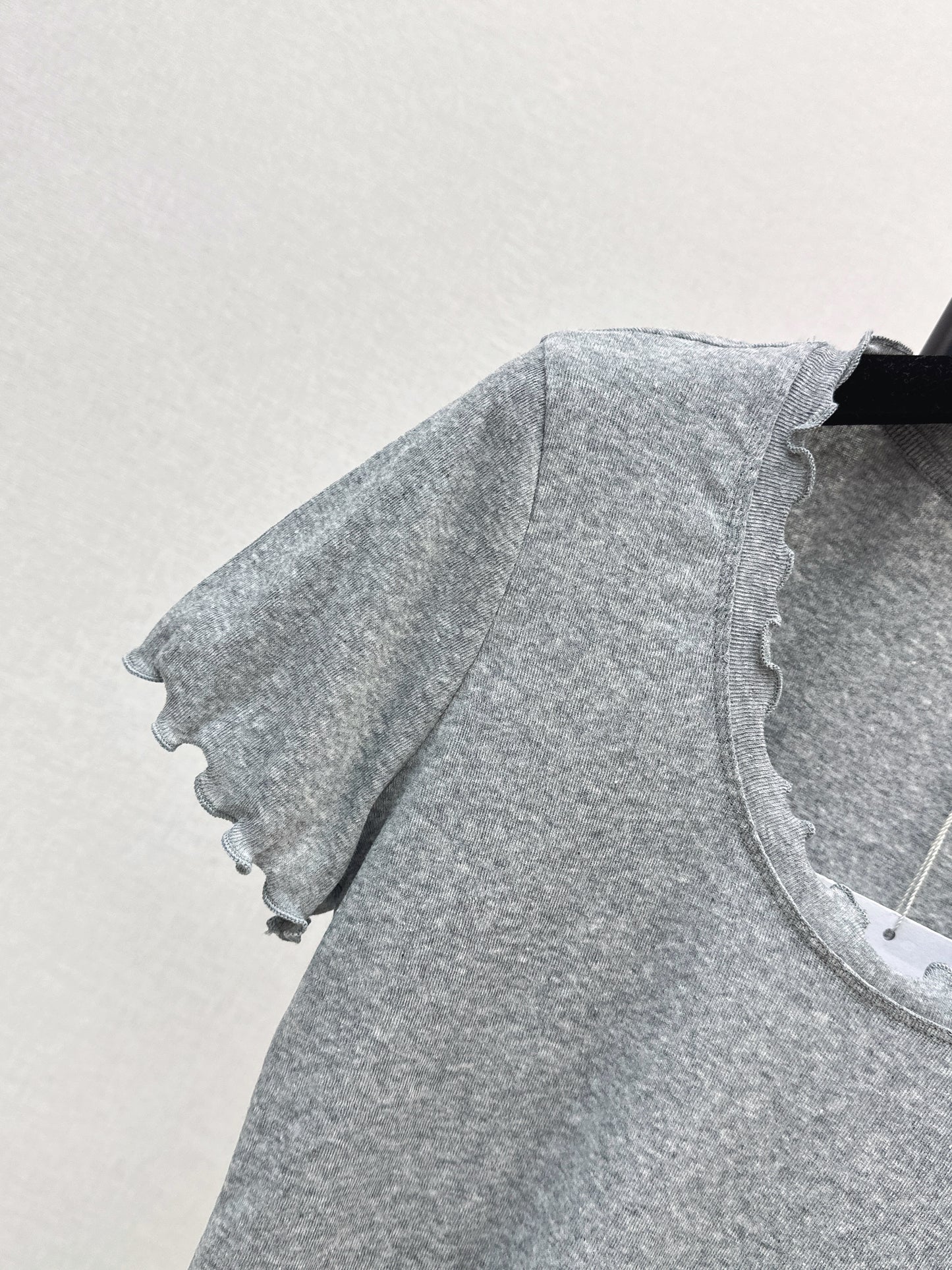 26SS NEW Classic logo beaded wavy edge U-neck T-shirt