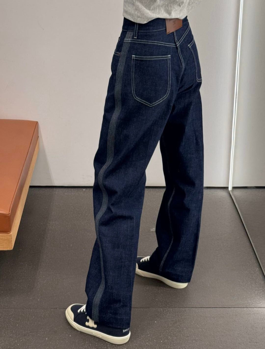 26SS NEU Exquisite modische Jeans