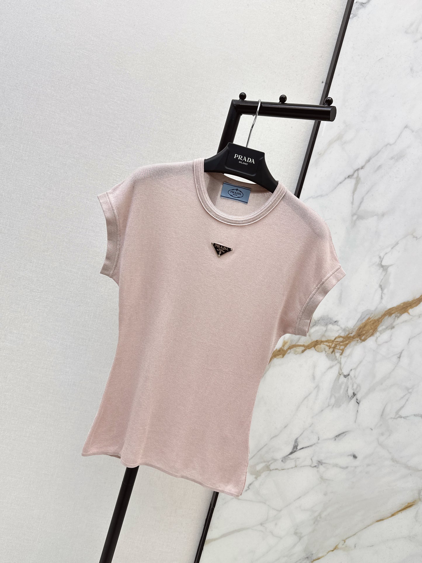 26SS NEW triangle logo slim fit T-shirt