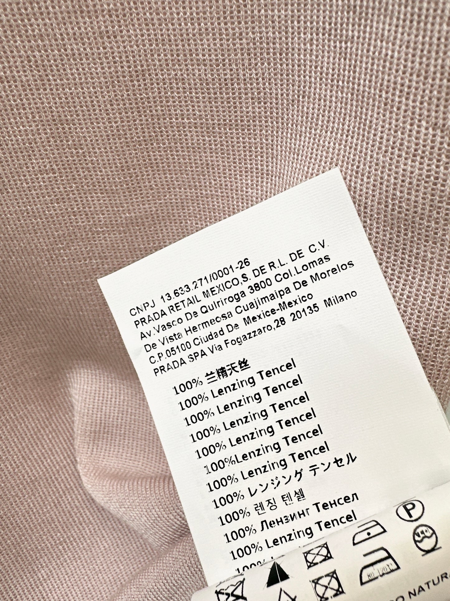 26SS NEW triangle logo slim fit T-shirt
