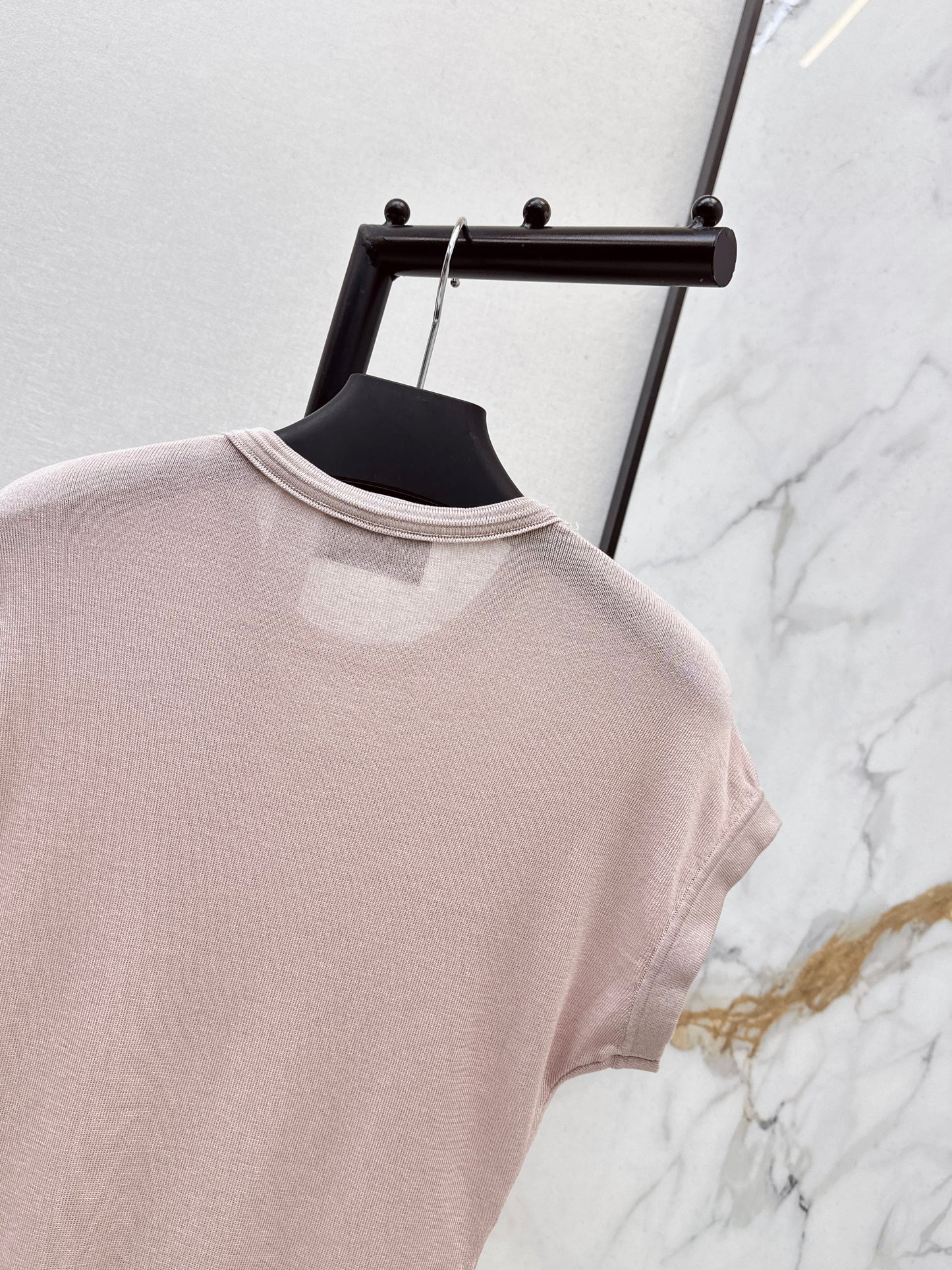 26SS NEW triangle logo slim fit T-shirt