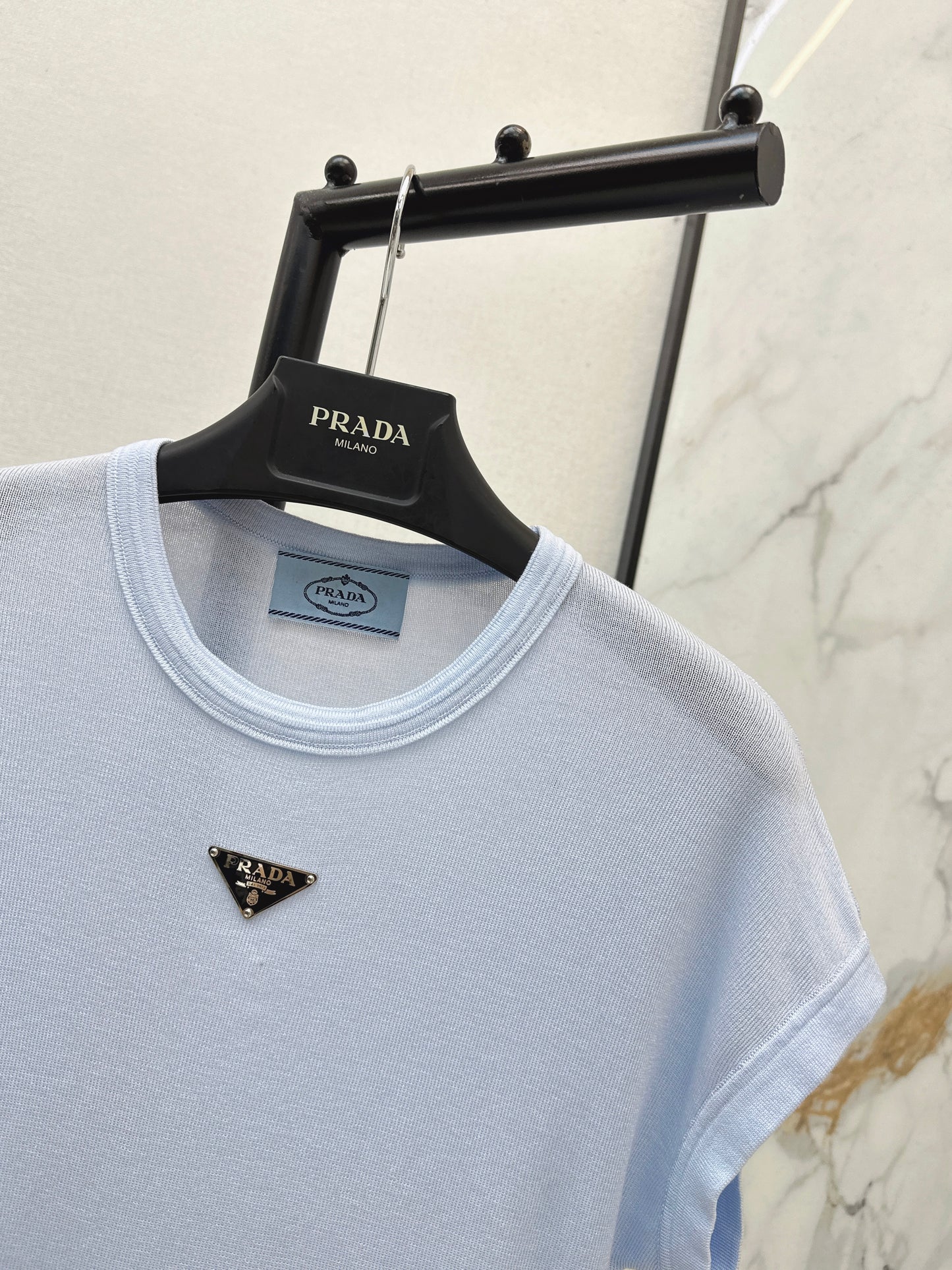 26SS NEW triangle logo slim fit T-shirt