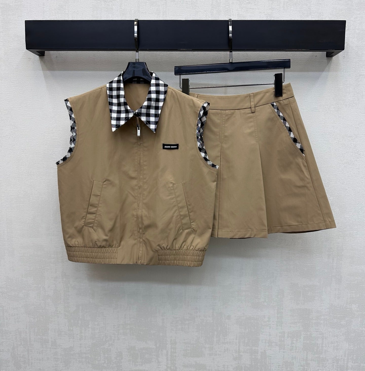 26SS NEW Plaid patchwork vest and skirt suit