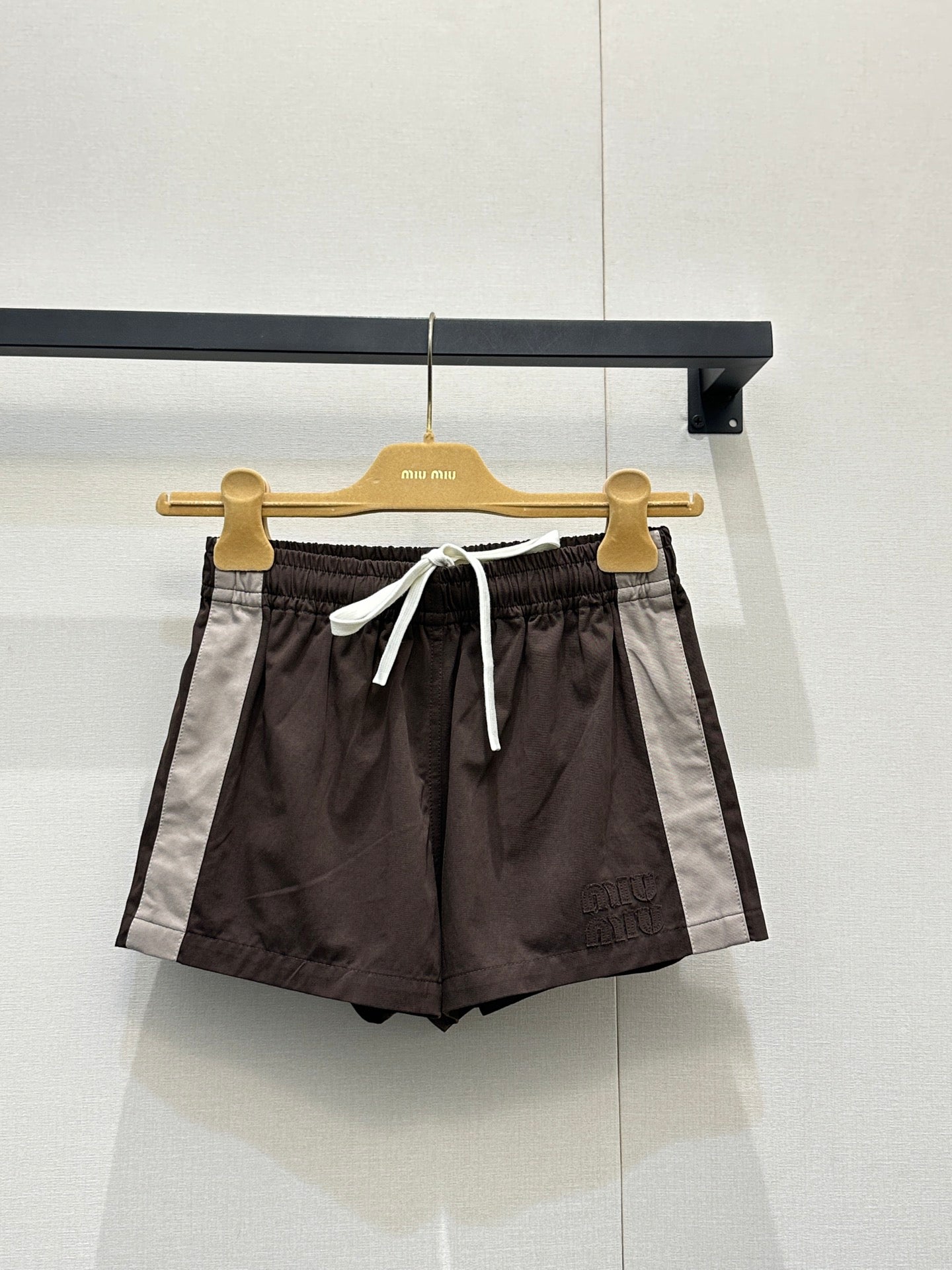 26SS NEW Letter embroidered elastic waist shorts