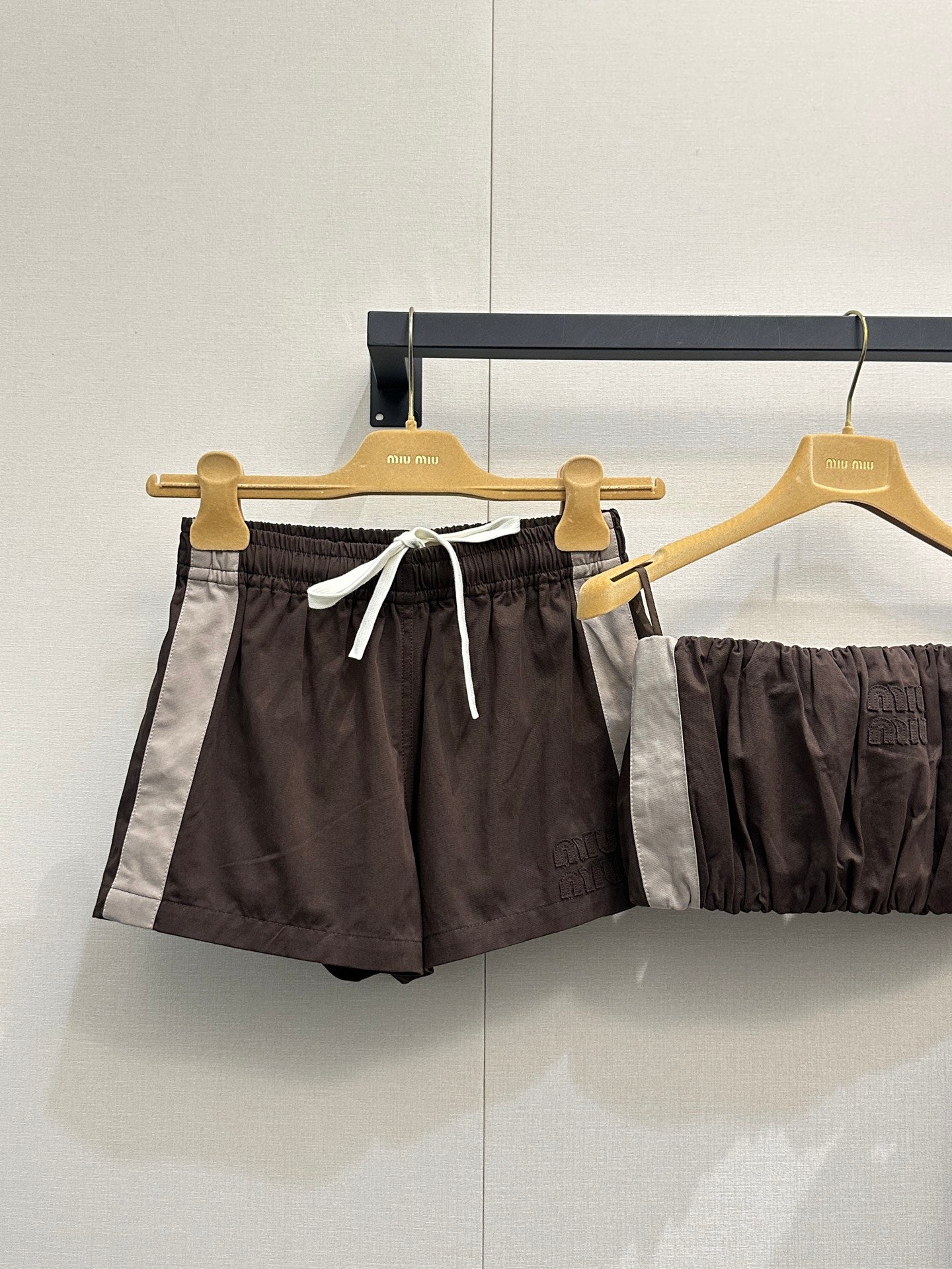 26SS NEW Letter embroidered elastic waist shorts