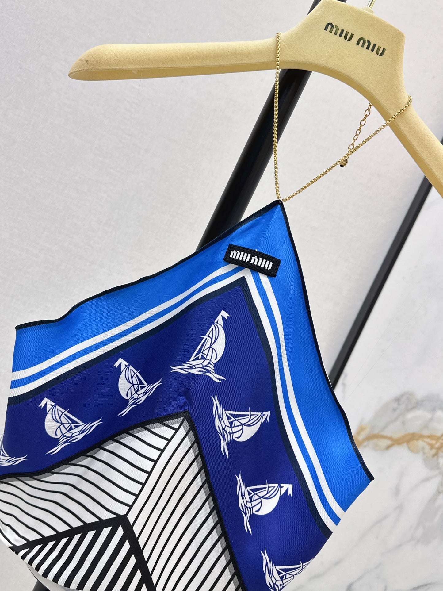 26SS NEW Age-reducing style wear halter neck printed tube top