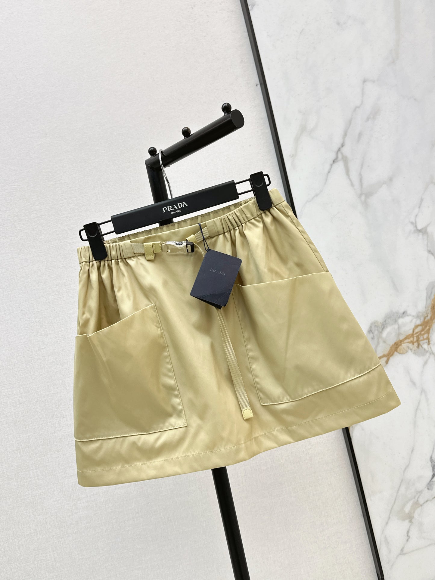 26SS NEW Khaki elastic waist nylon short skirt