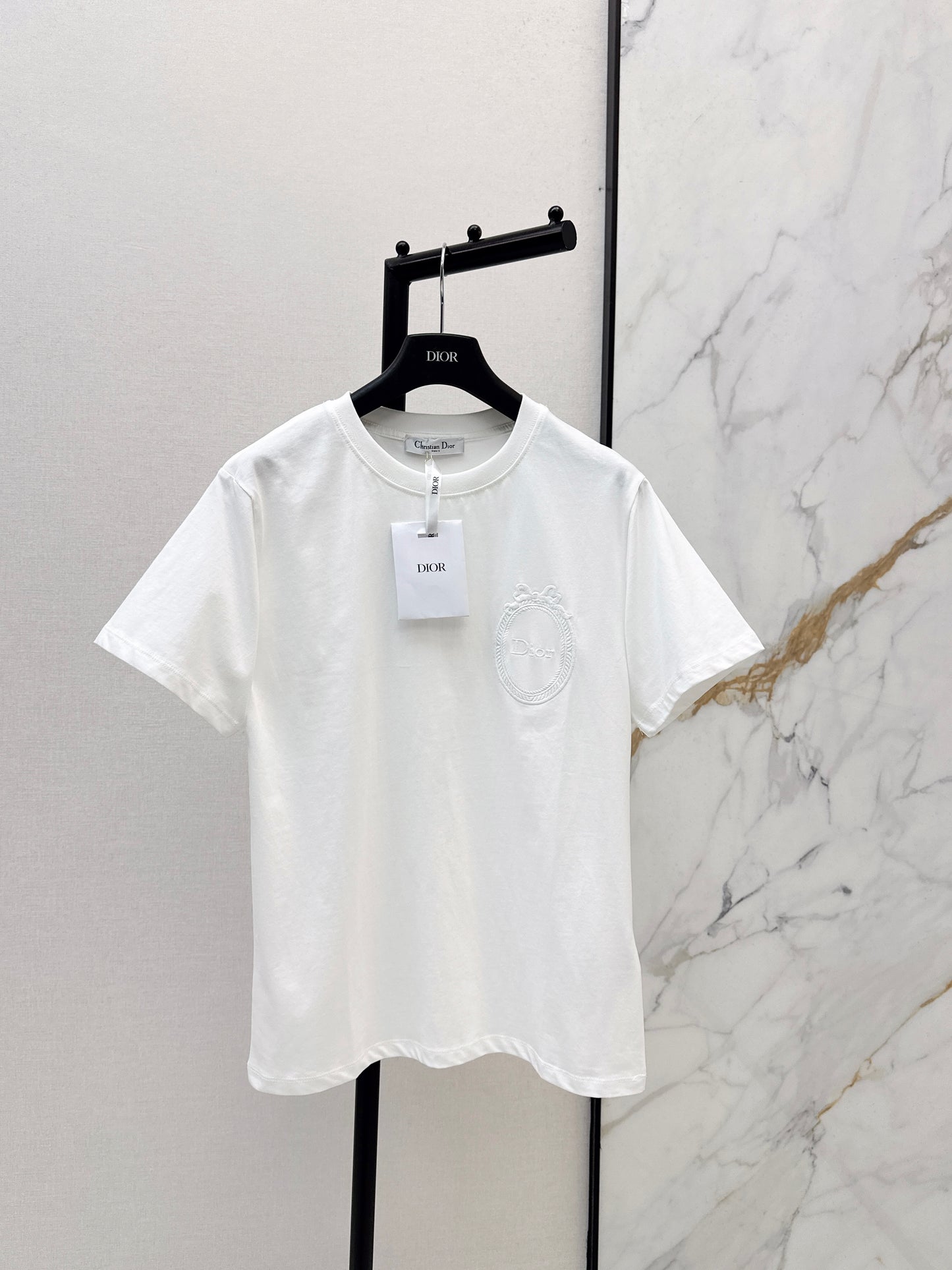 🔥HOT🔥 26SS NEW minimalist T-shirt with logo embroidery decoration
