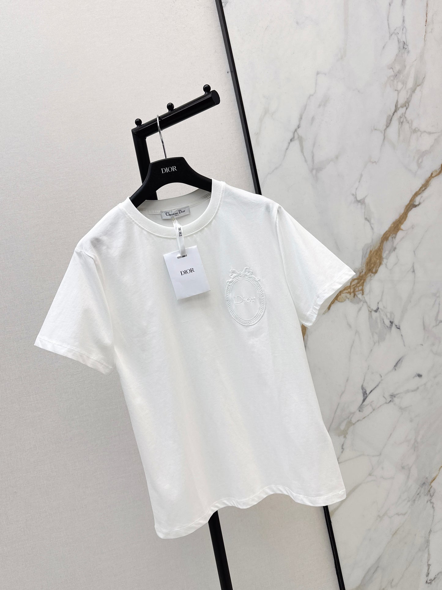 🔥HOT🔥 26SS NEW minimalist T-shirt with logo embroidery decoration