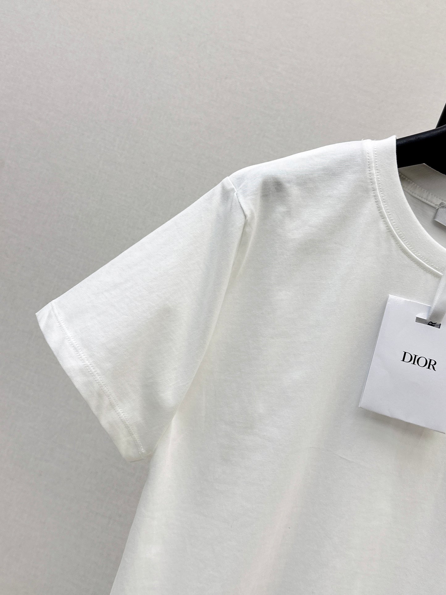 🔥HOT🔥 26SS NEW minimalist T-shirt with logo embroidery decoration