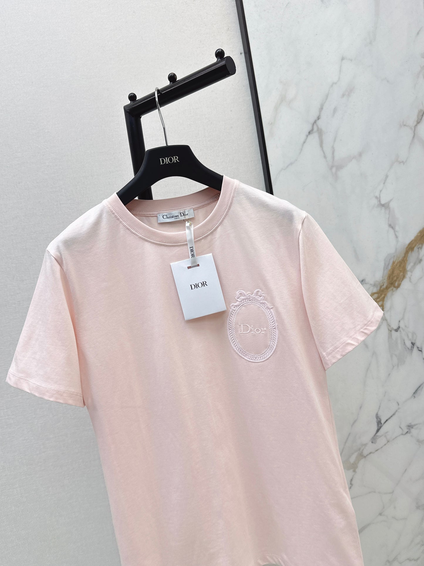 🔥HOT🔥 26SS NEW minimalist T-shirt with logo embroidery decoration