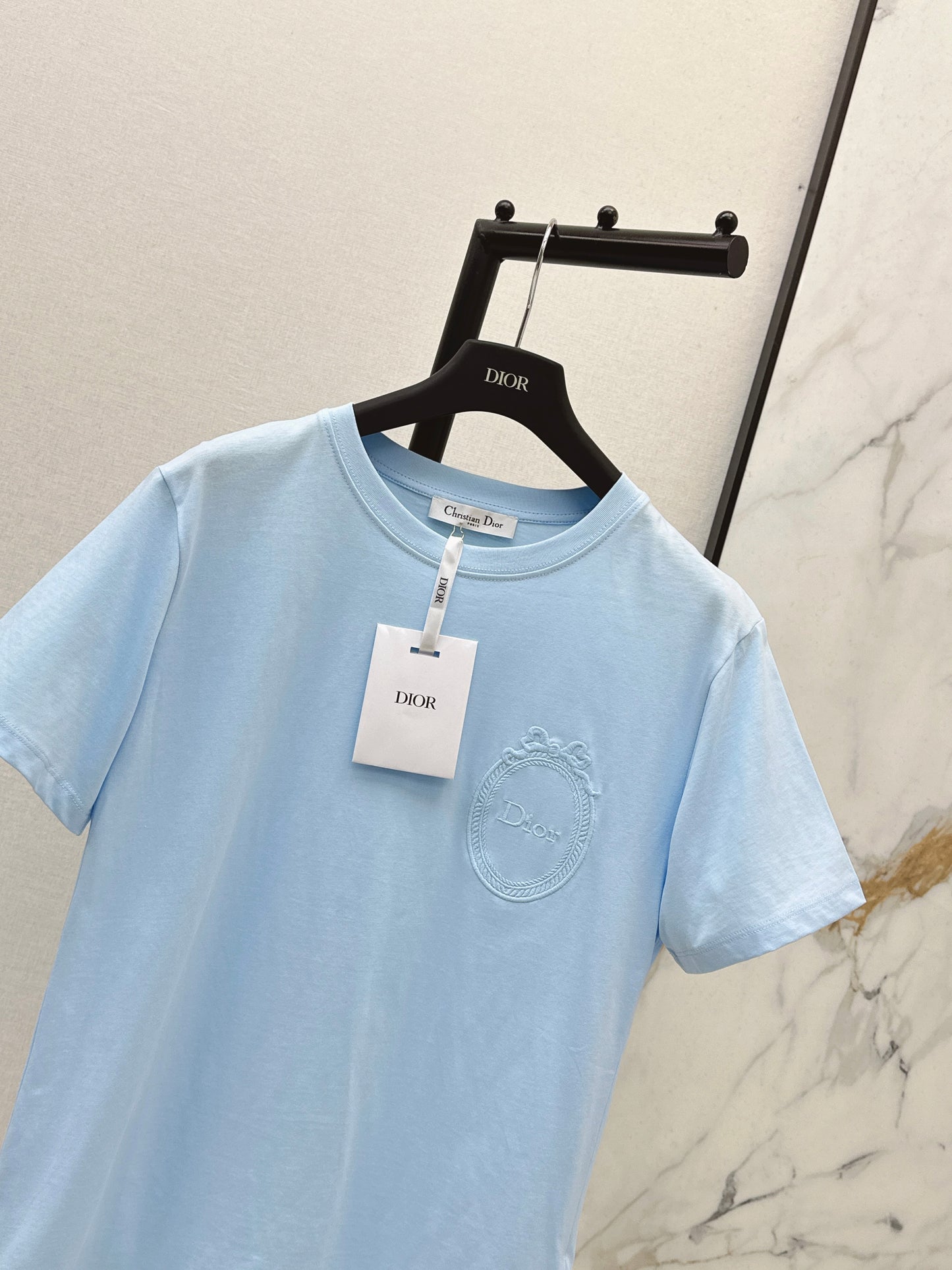 🔥HOT🔥 26SS NEW minimalist T-shirt with logo embroidery decoration