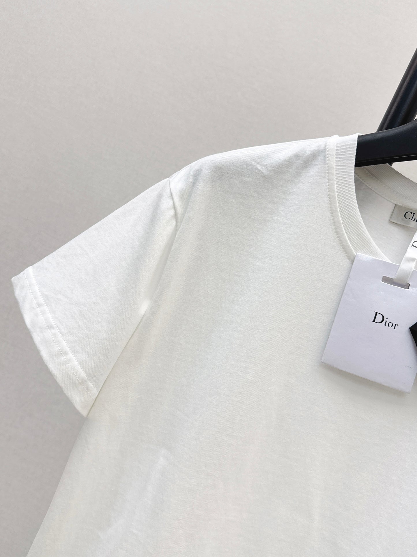 🔥HEISS🔥 26SS NEUES dreidimensionales Schleifen-verziertes Kurzarm-T-Shirt