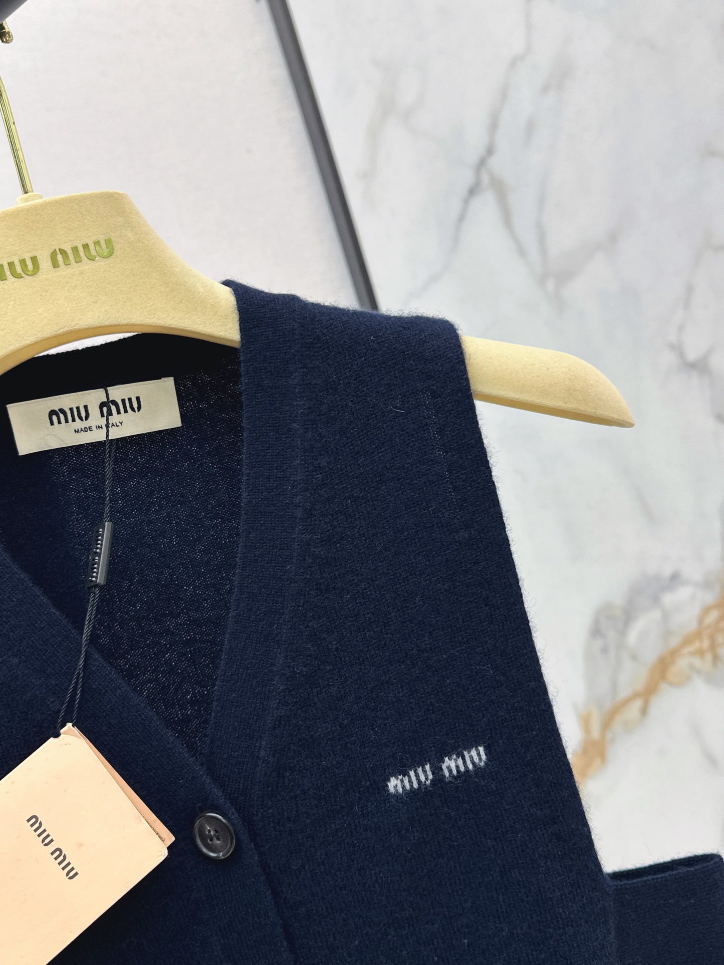 26SS NEW The must-have cashmere vest with concave shape