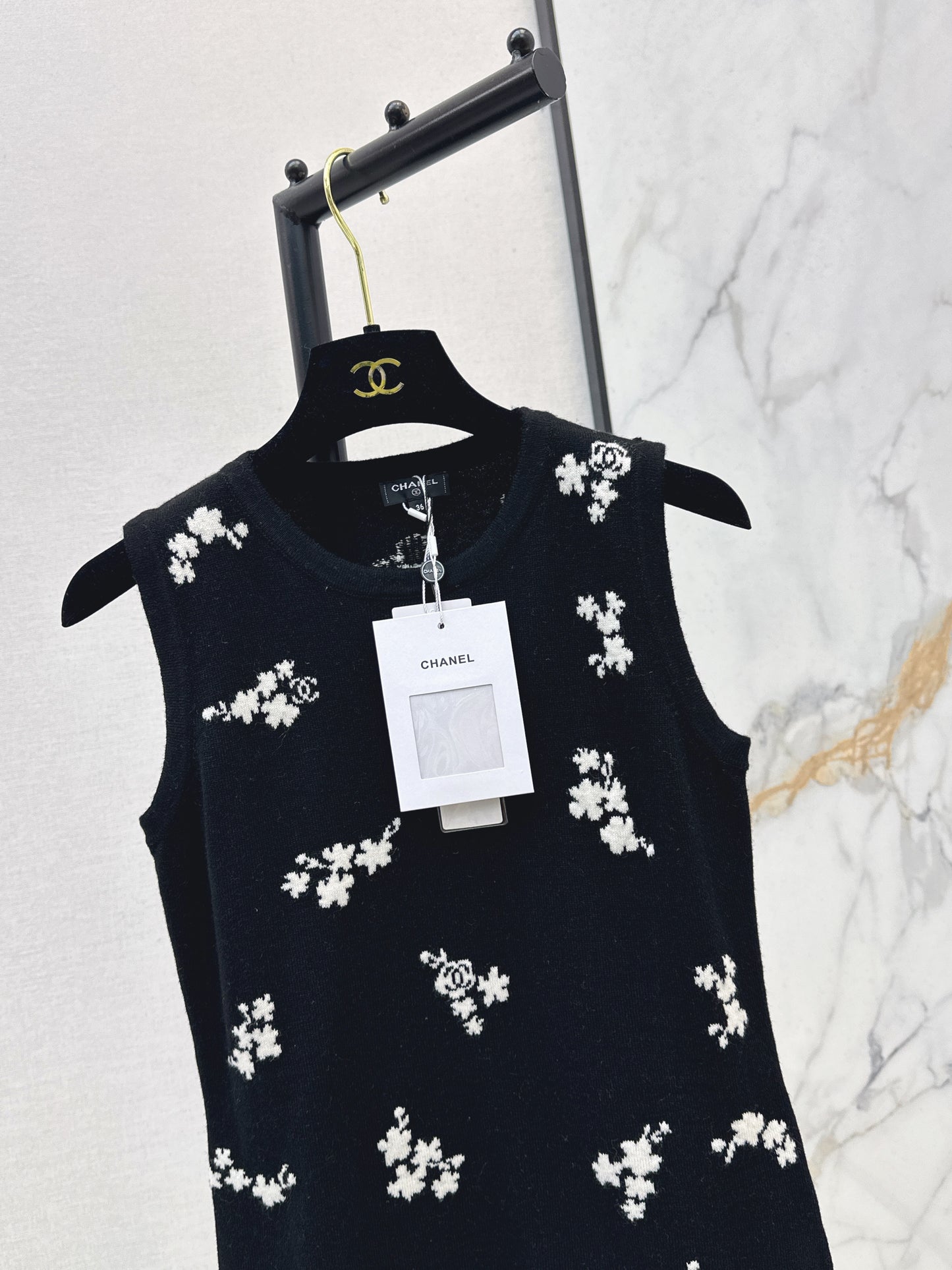 26SS NEW Embroidered knitted vest