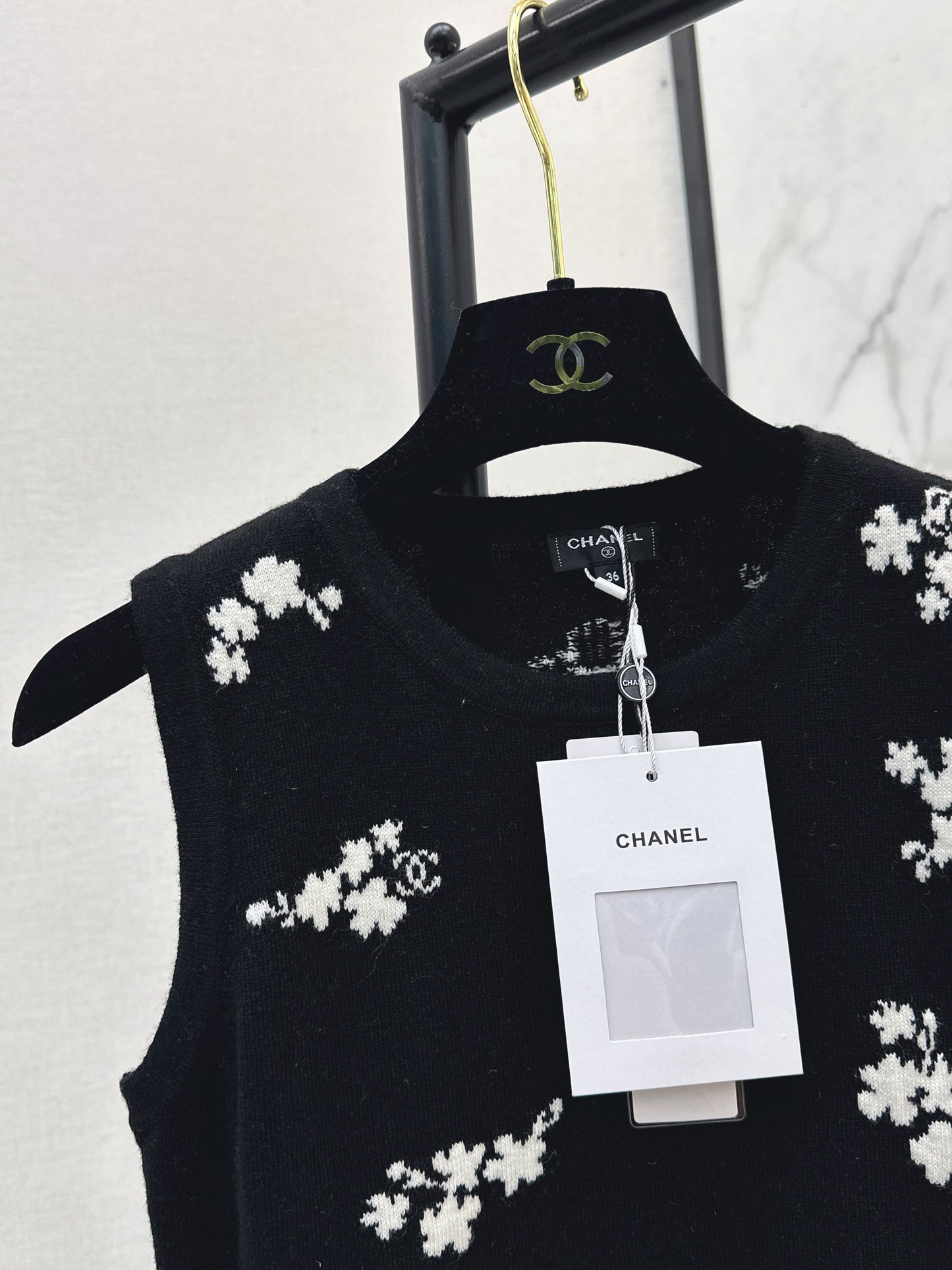 26SS NEW Embroidered knitted vest