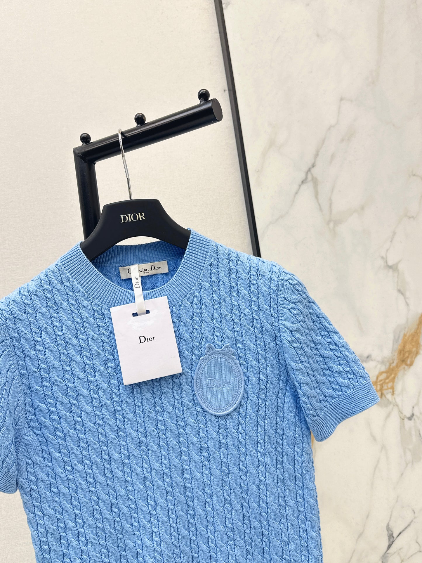 26SS NEU Sommer blauer Rundhals-Strickpullover mit kurzen Ärmeln