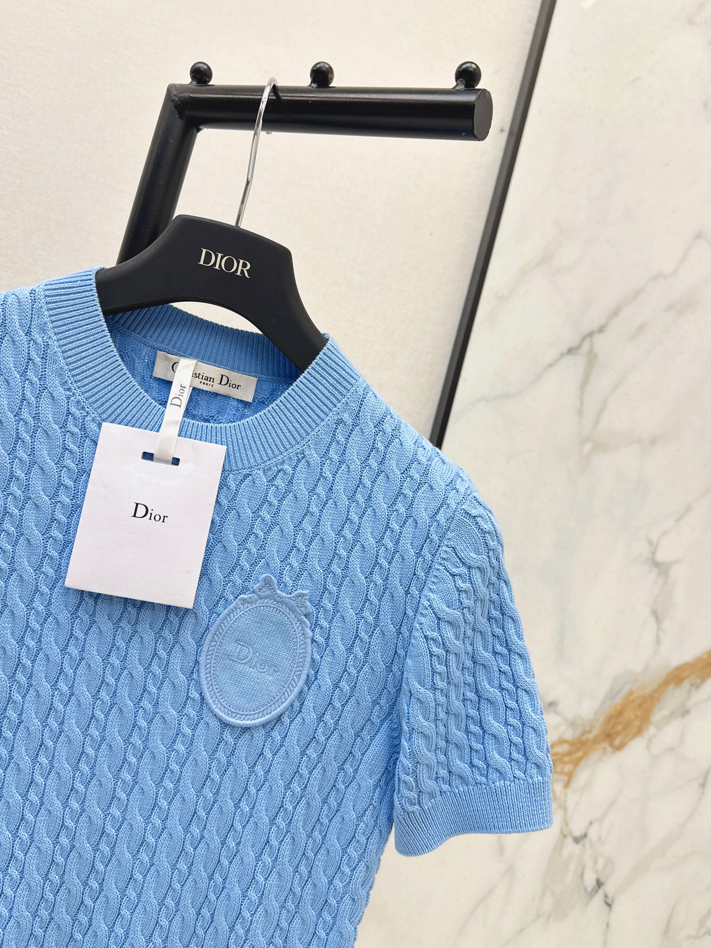 26SS NEU Sommer blauer Rundhals-Strickpullover mit kurzen Ärmeln