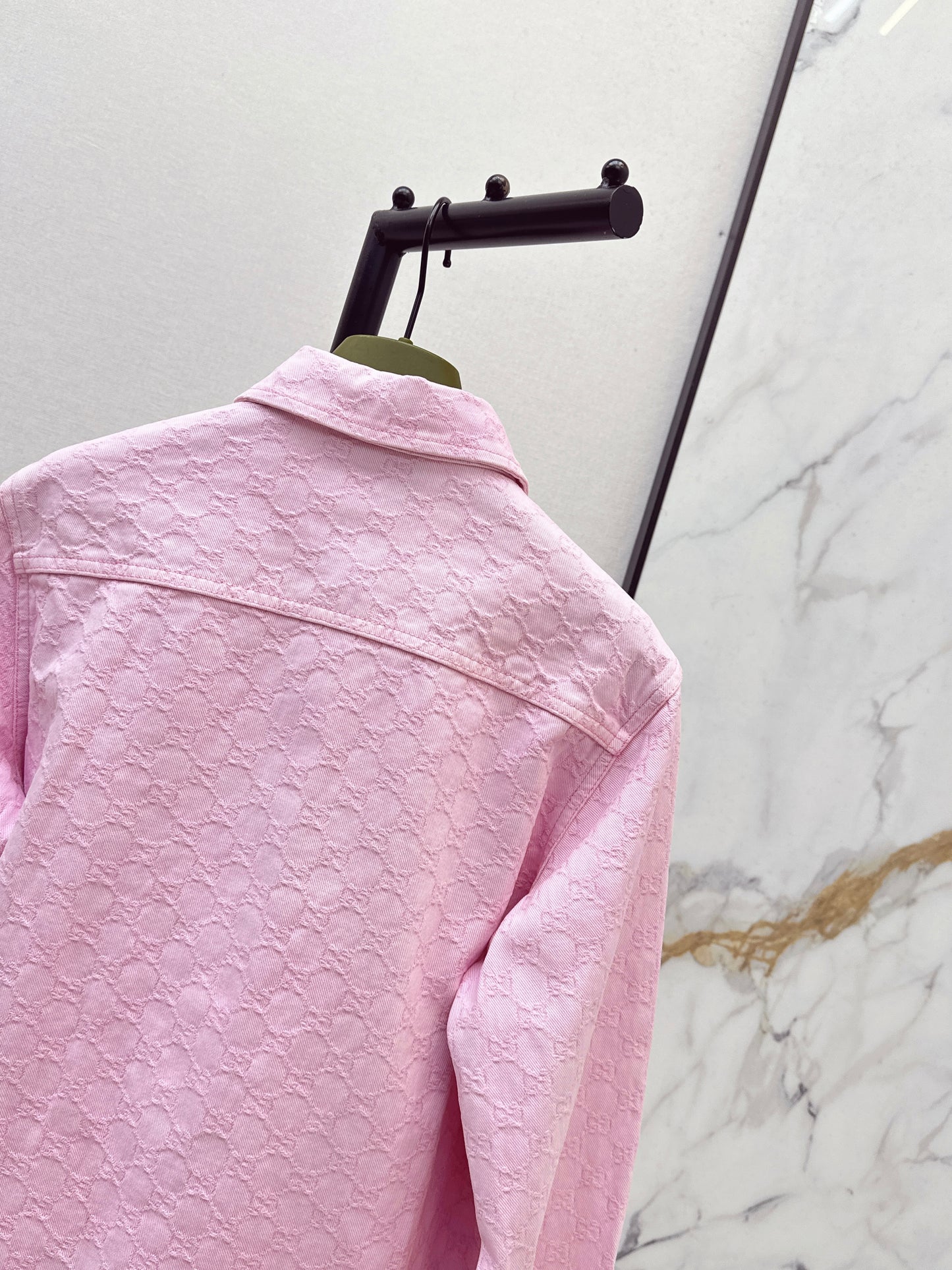 26SS NEW Logo-Jacquard-Gewebe rosa Denim-Hemd