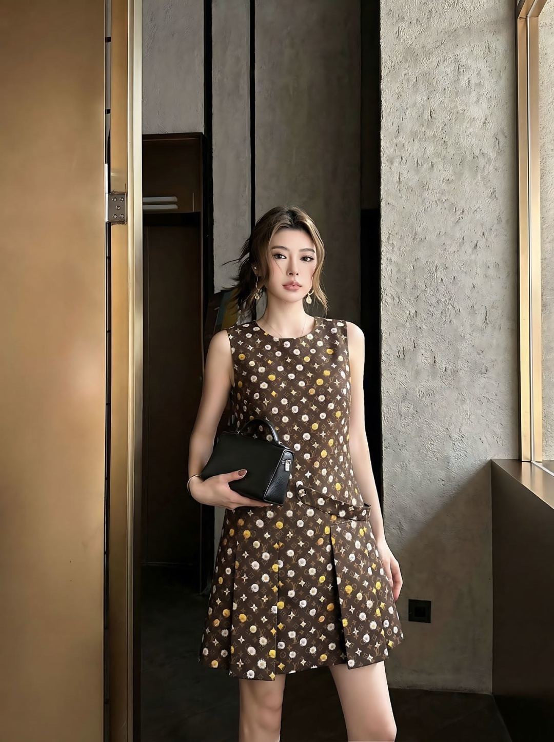 26SS NEW logo print sleeveless dress