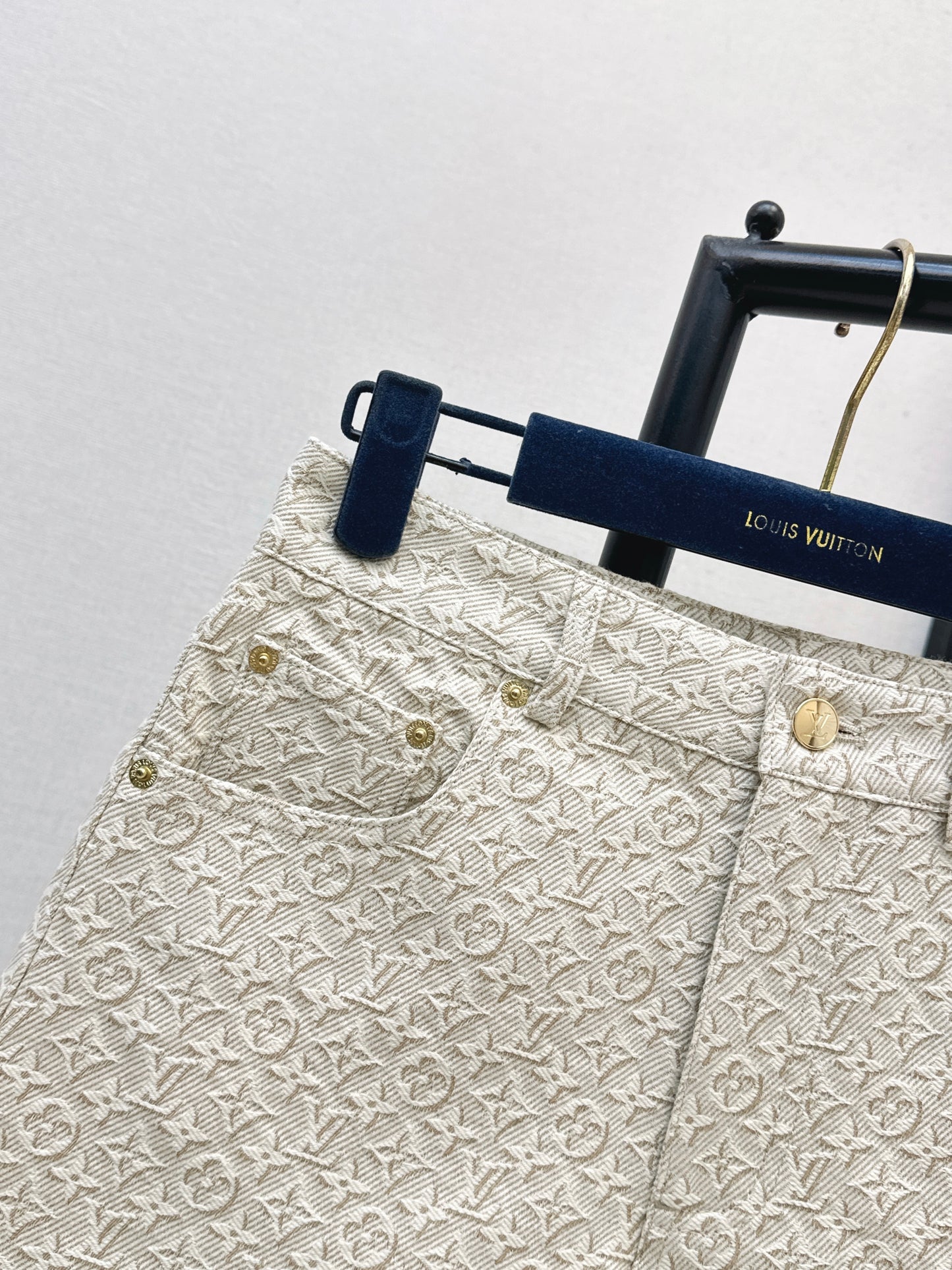26SS NEW MONOGRAM jacquard logo denim shorts