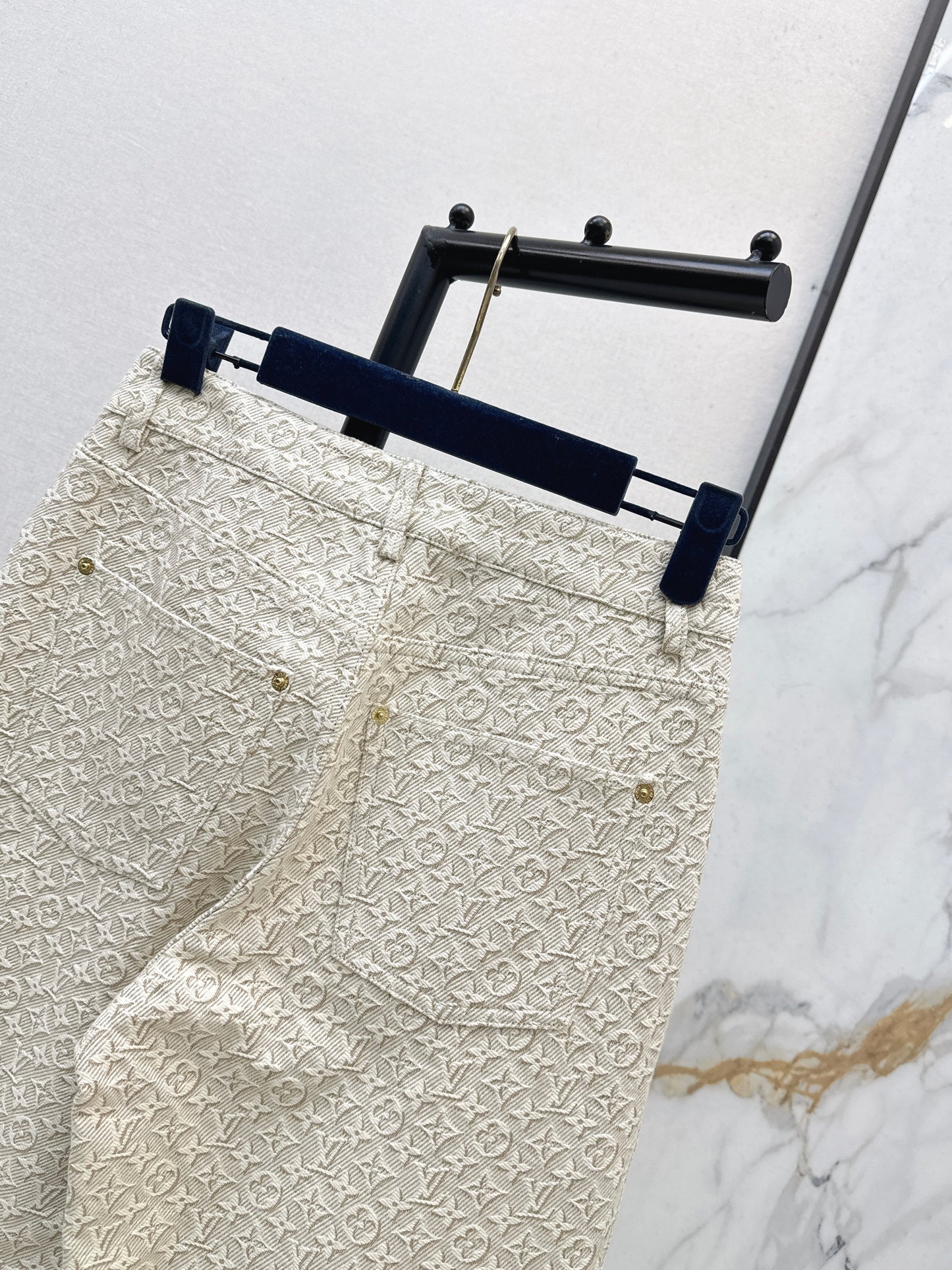 26SS NEUE MONOGRAMM-Jacquard-Logo-Jeans