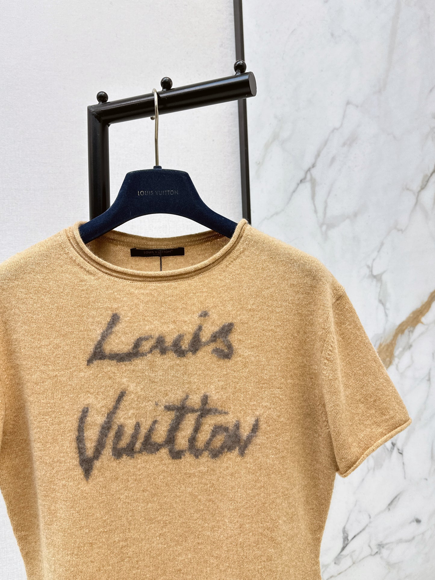 26SS NEW Camel letter short-sleeved sweater