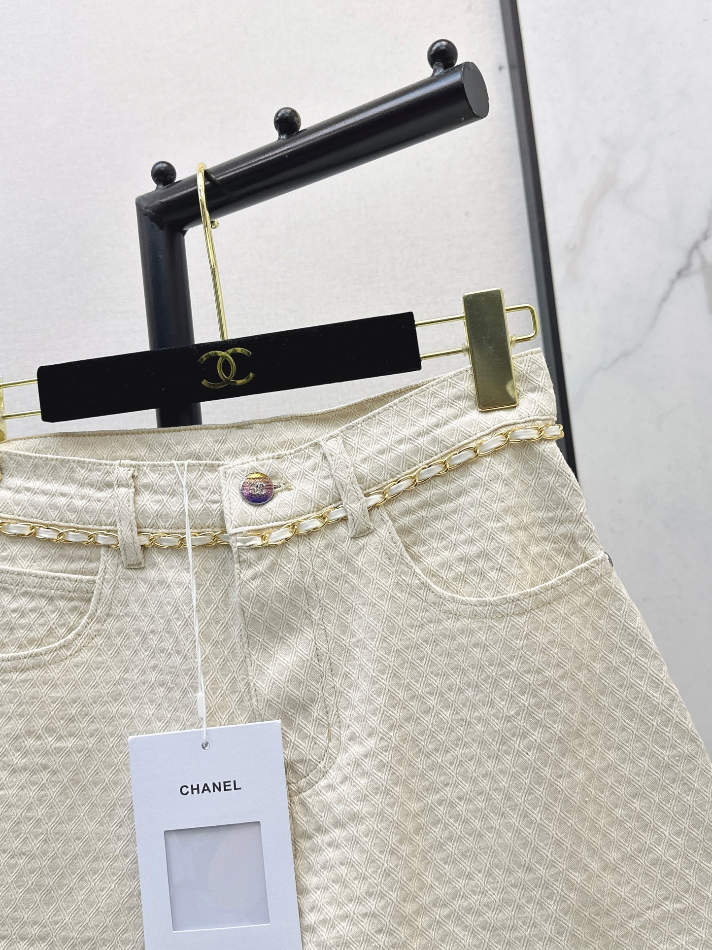 26SS NEW Hand-sewn woven metal waist chain shorts