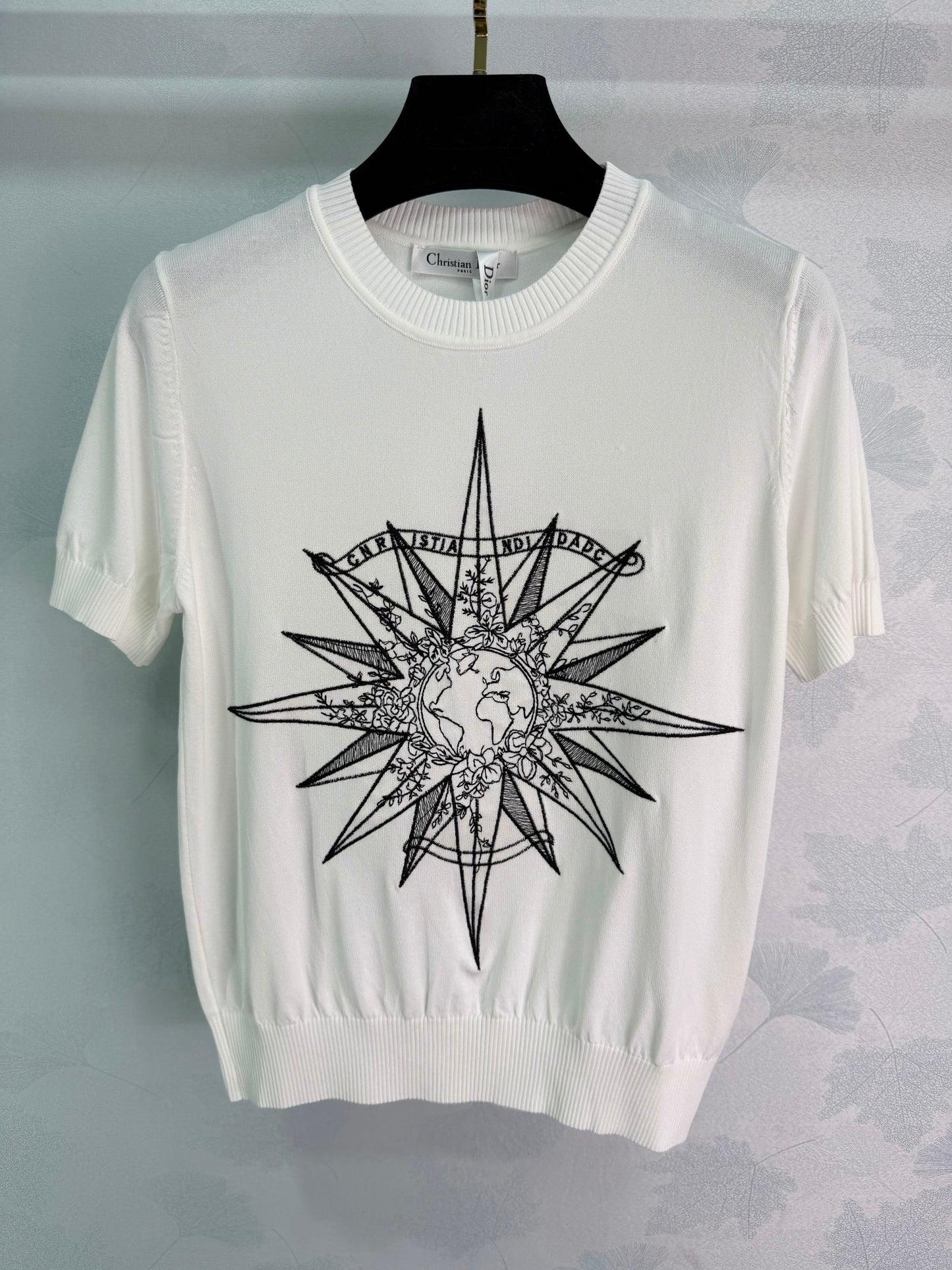 26SS NEU Sonnengöttin Besticktes Kurzarmshirt