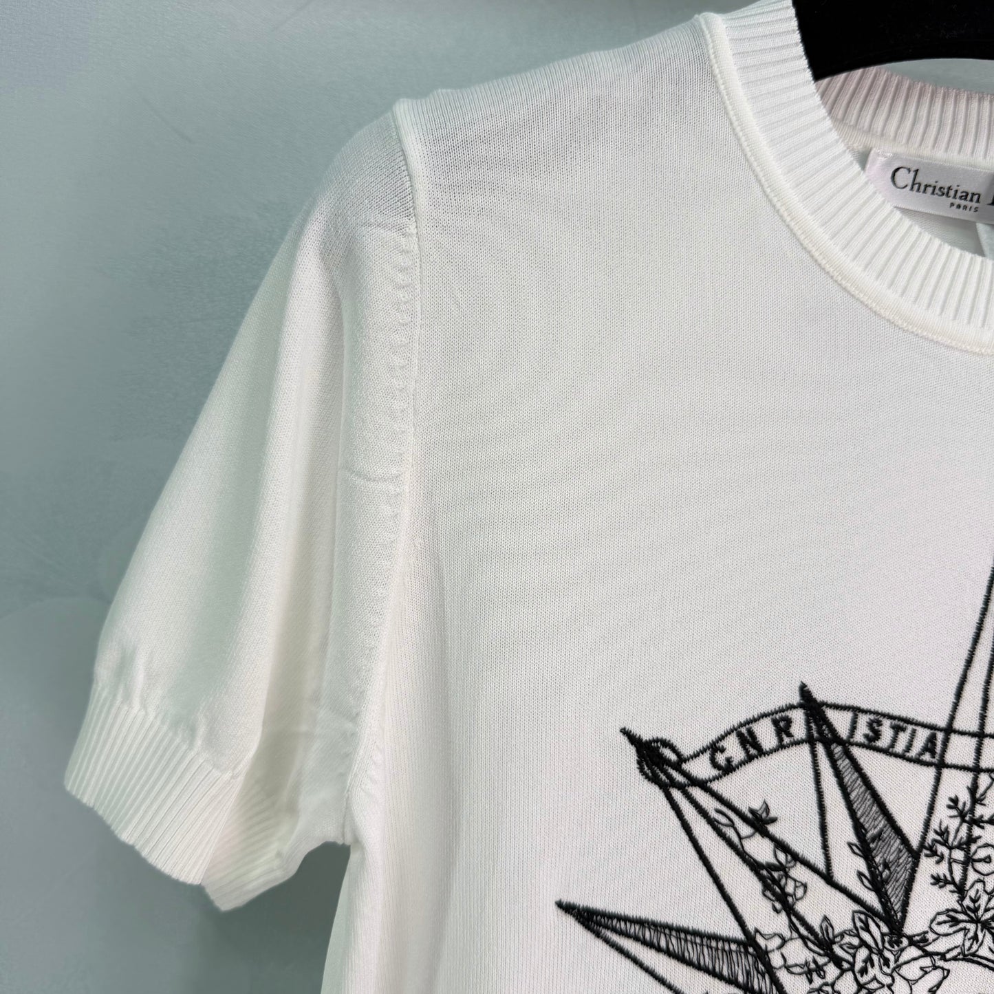 26SS NEU Sonnengöttin Besticktes Kurzarmshirt