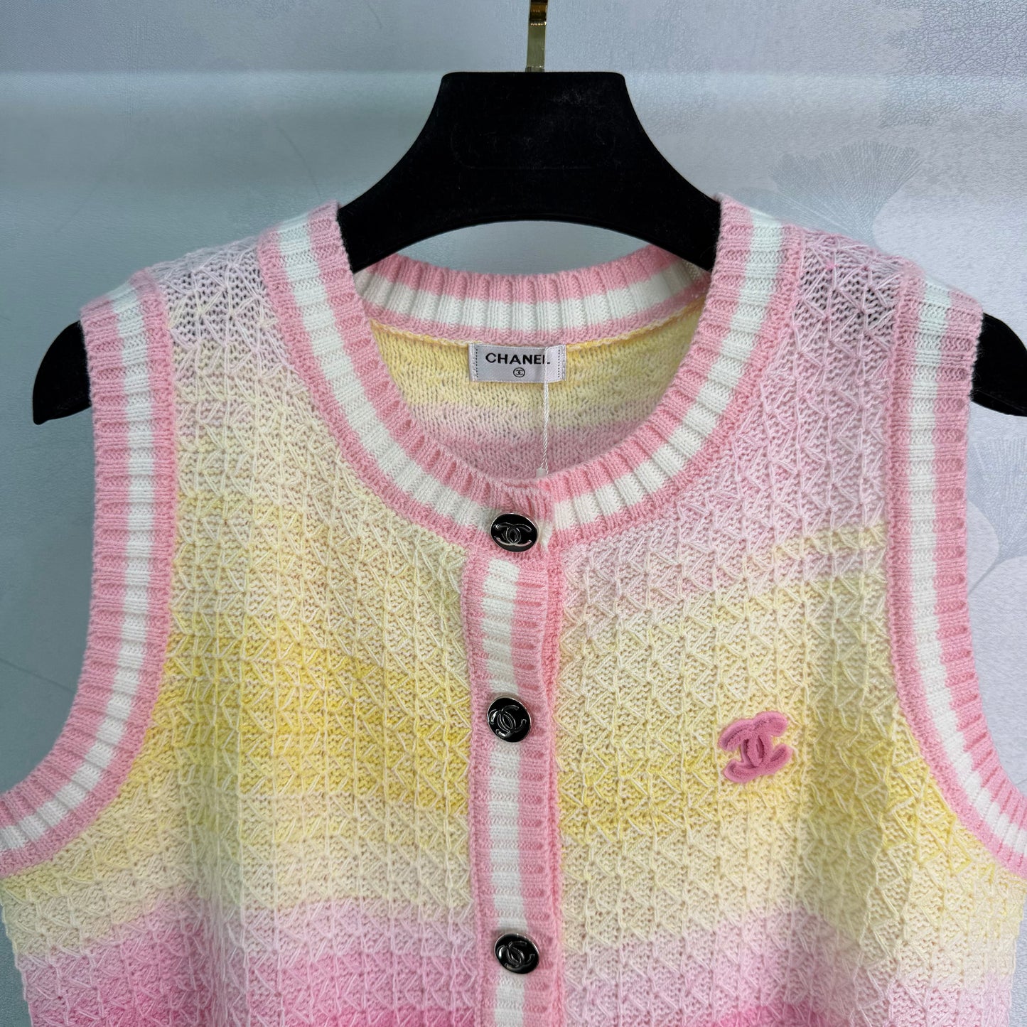 26SS NEW pink and yellow gradient knitted vest