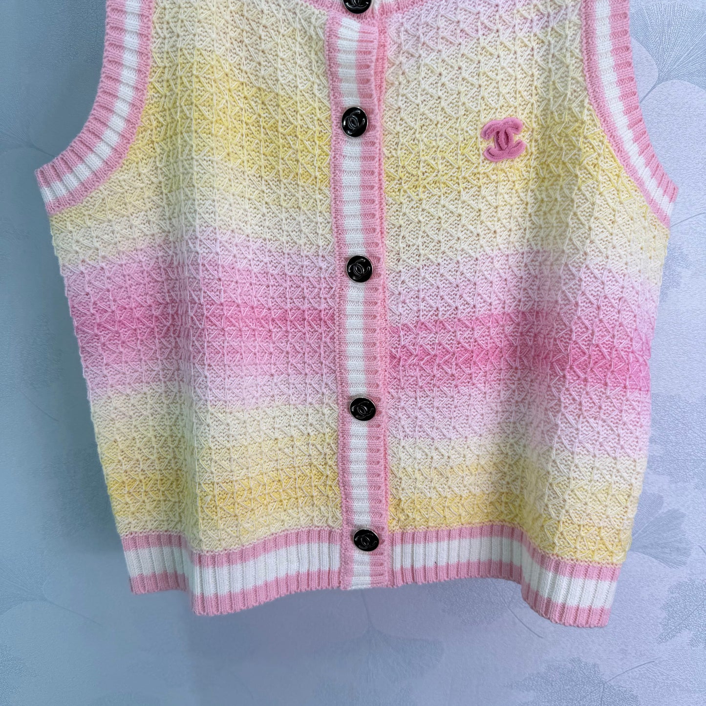 26SS NEW pink and yellow gradient knitted vest