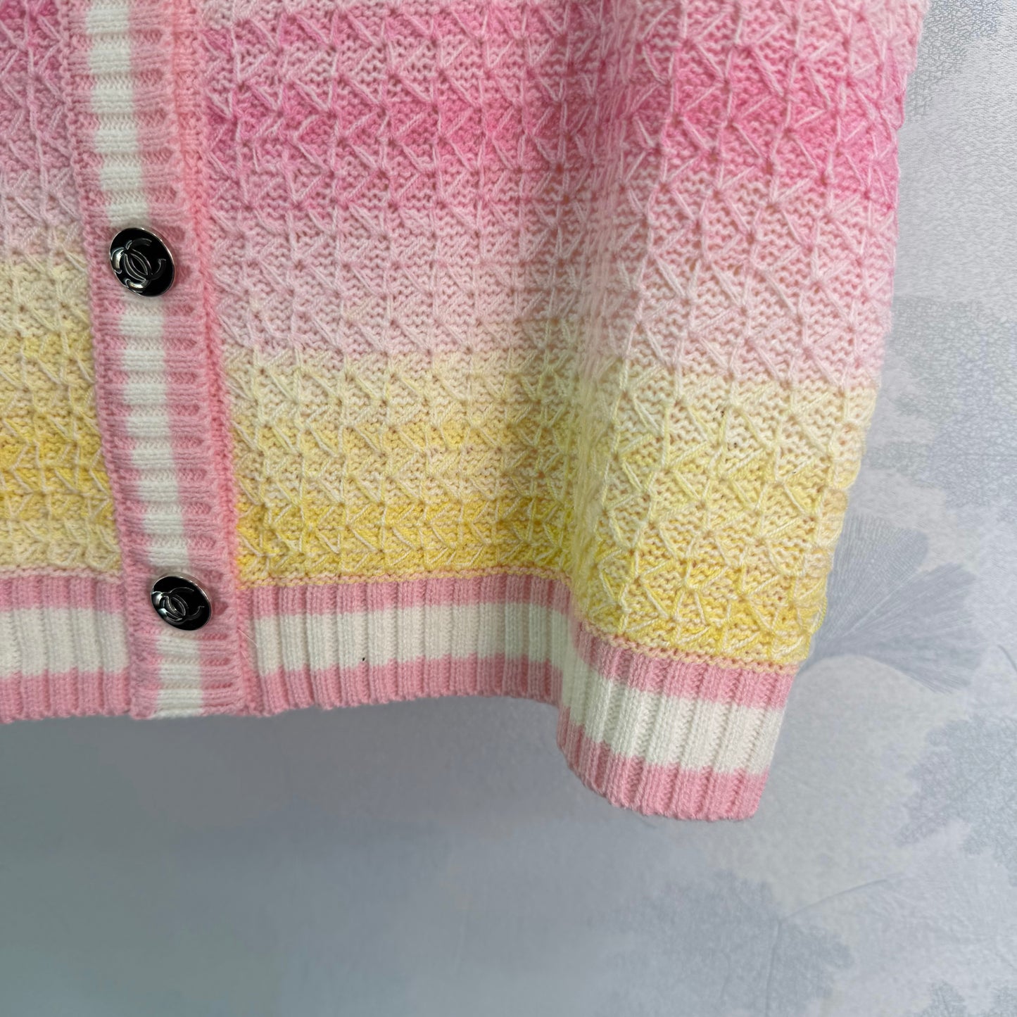 26SS NEW pink and yellow gradient knitted vest