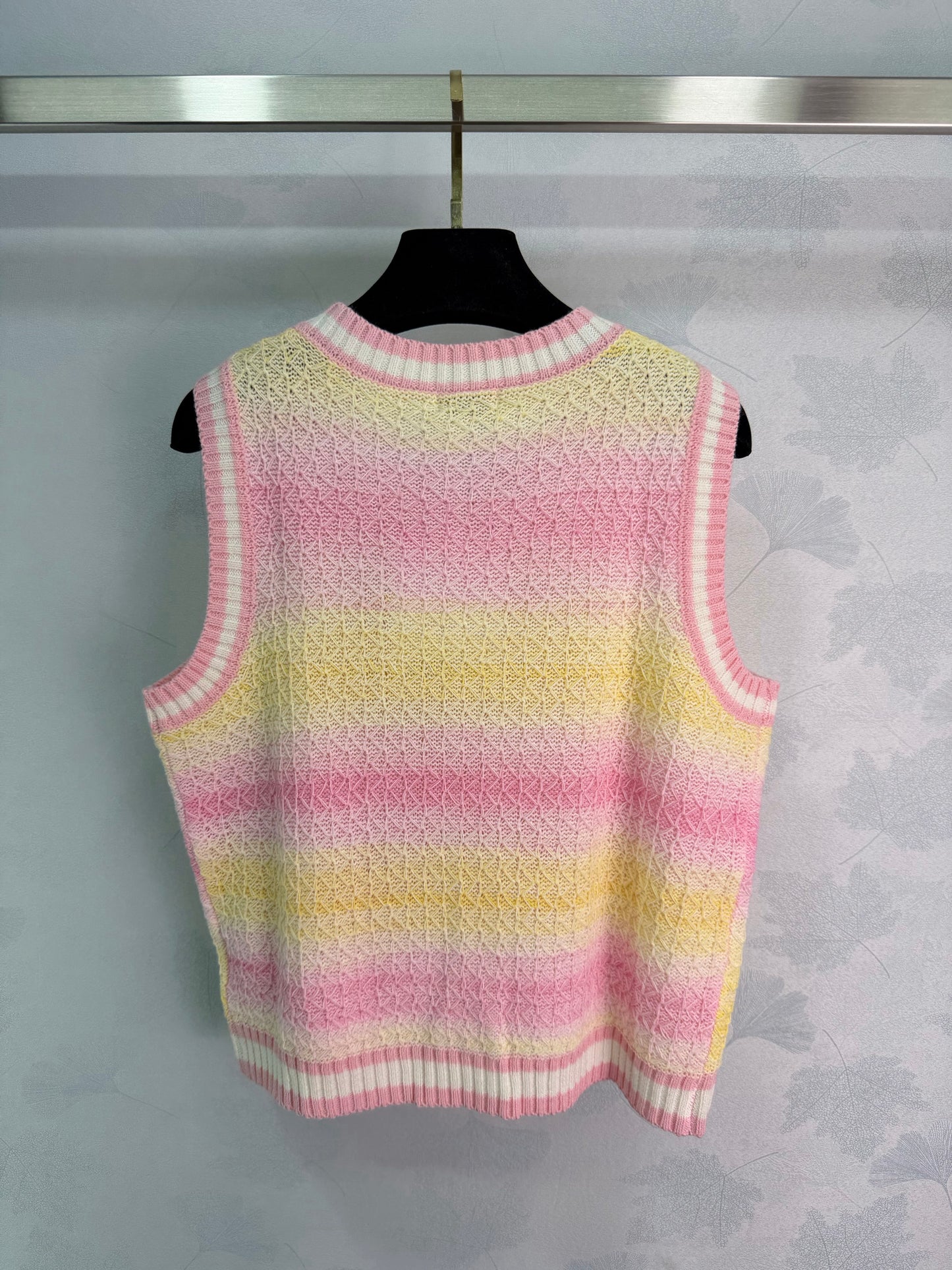 26SS NEW pink and yellow gradient knitted vest